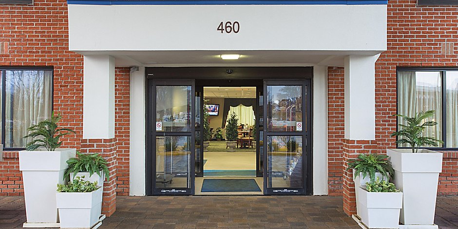 Holiday Inn Express Suites Columbus Airport Hotel By Ihg