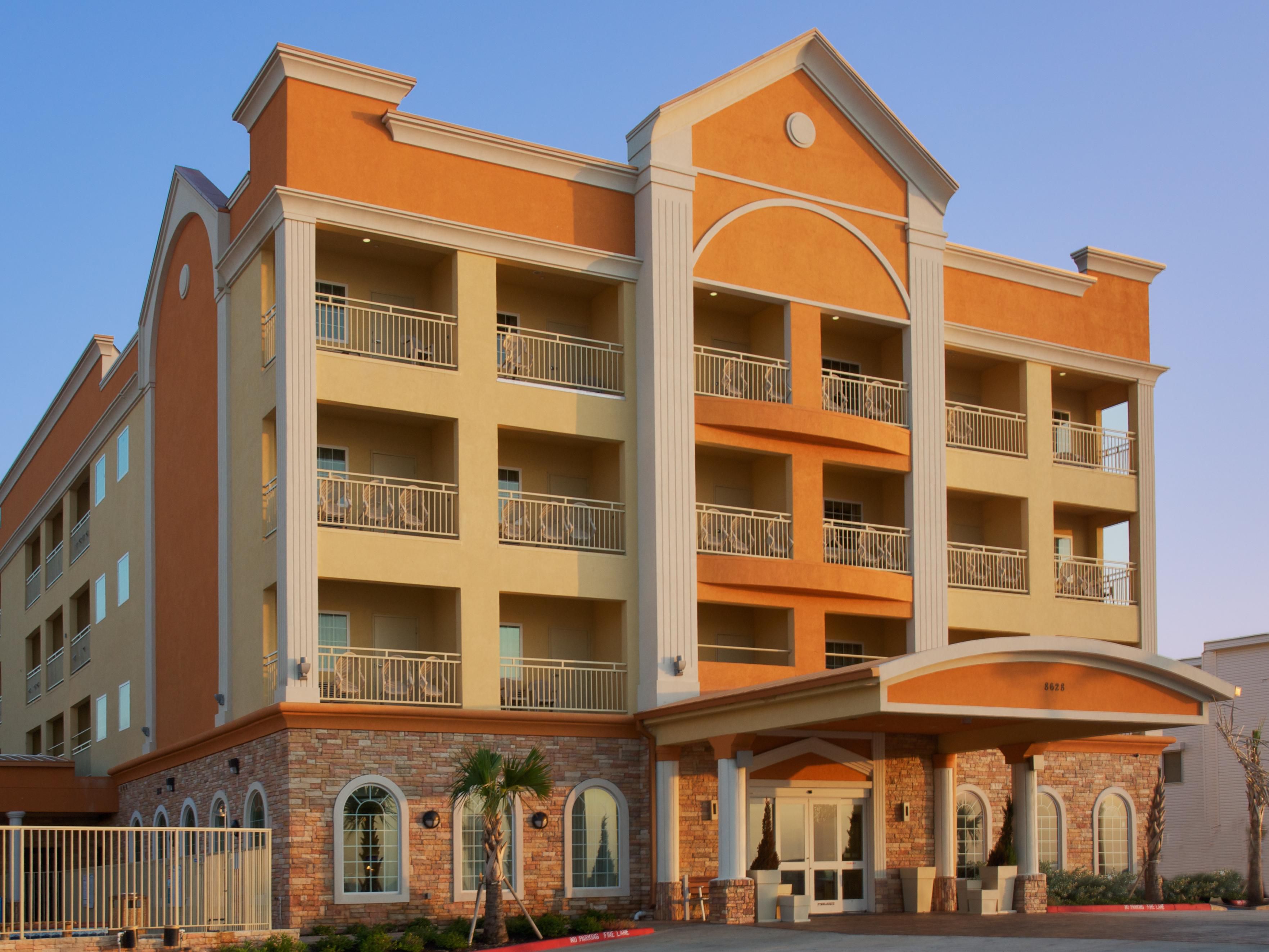 Hotel in Galveston, TX on Seawall Blvd Holiday Inn Express