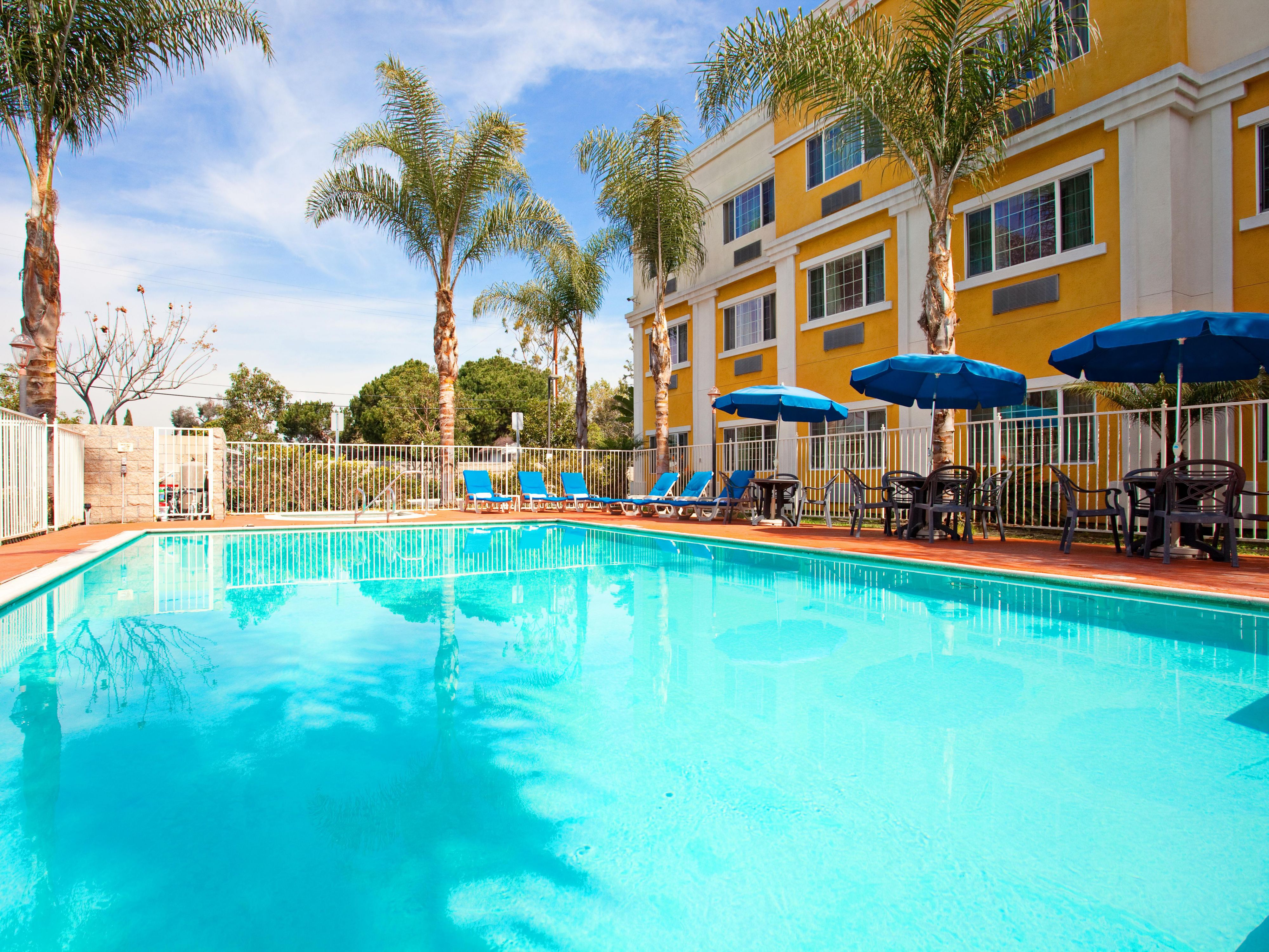 Discount [70% Off] Holiday Inn Express Garden Grove United States | Best Hotels In New York City