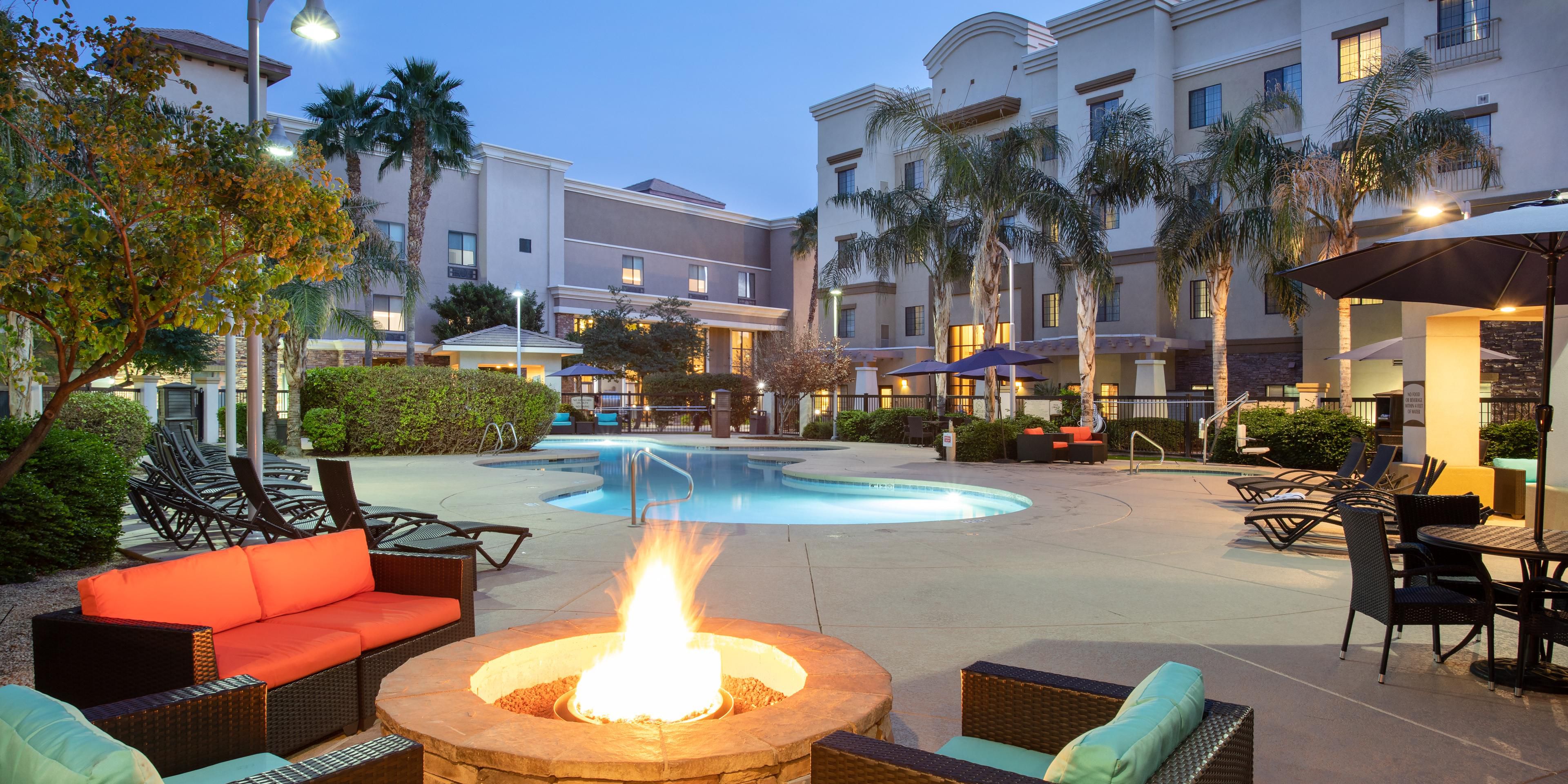 Hotels In Glendale Az Holiday Inn Express Suites Phoenix