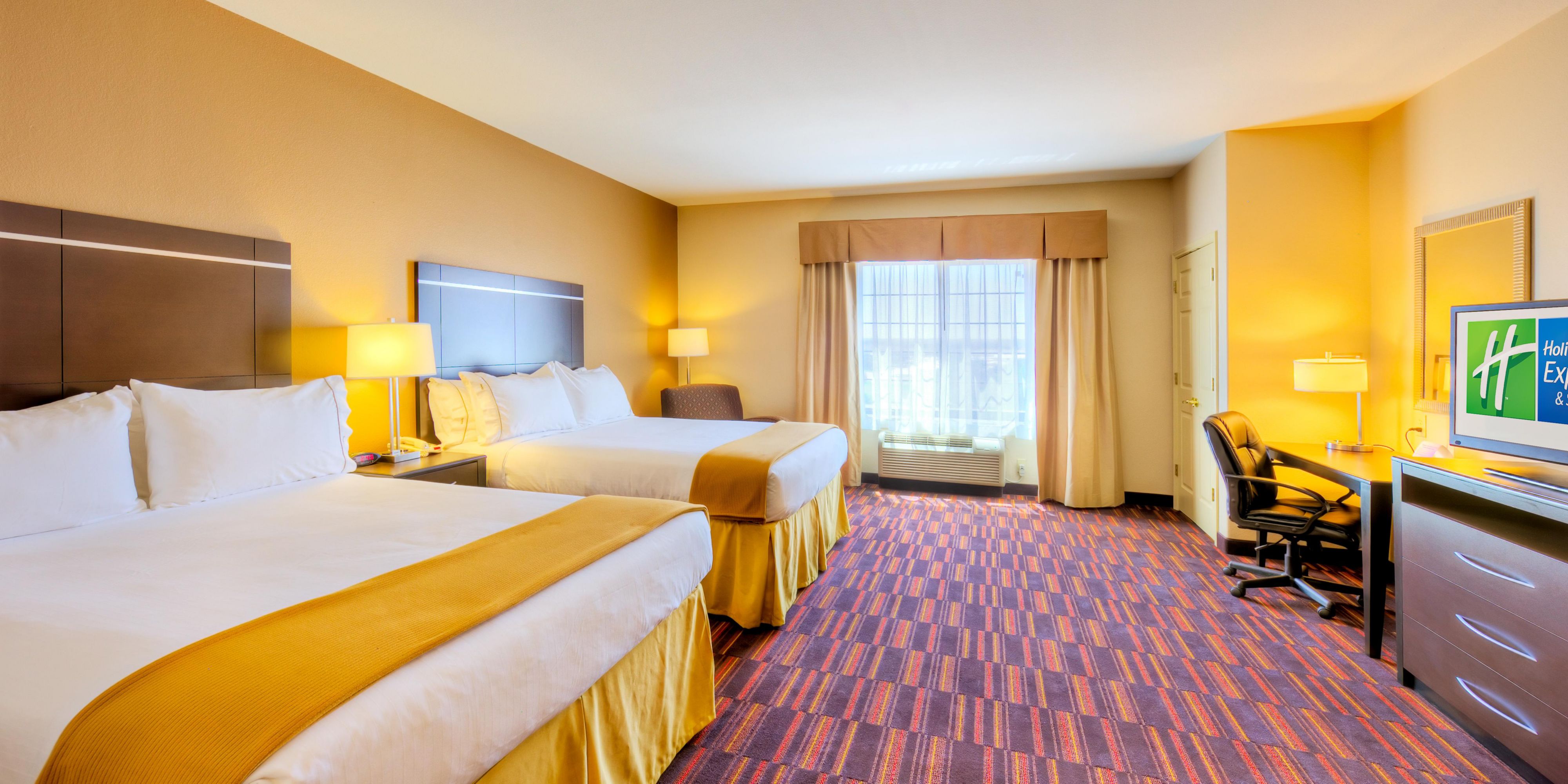 Affordable Hotels In Granbury Tx Holiday Inn Express Suites