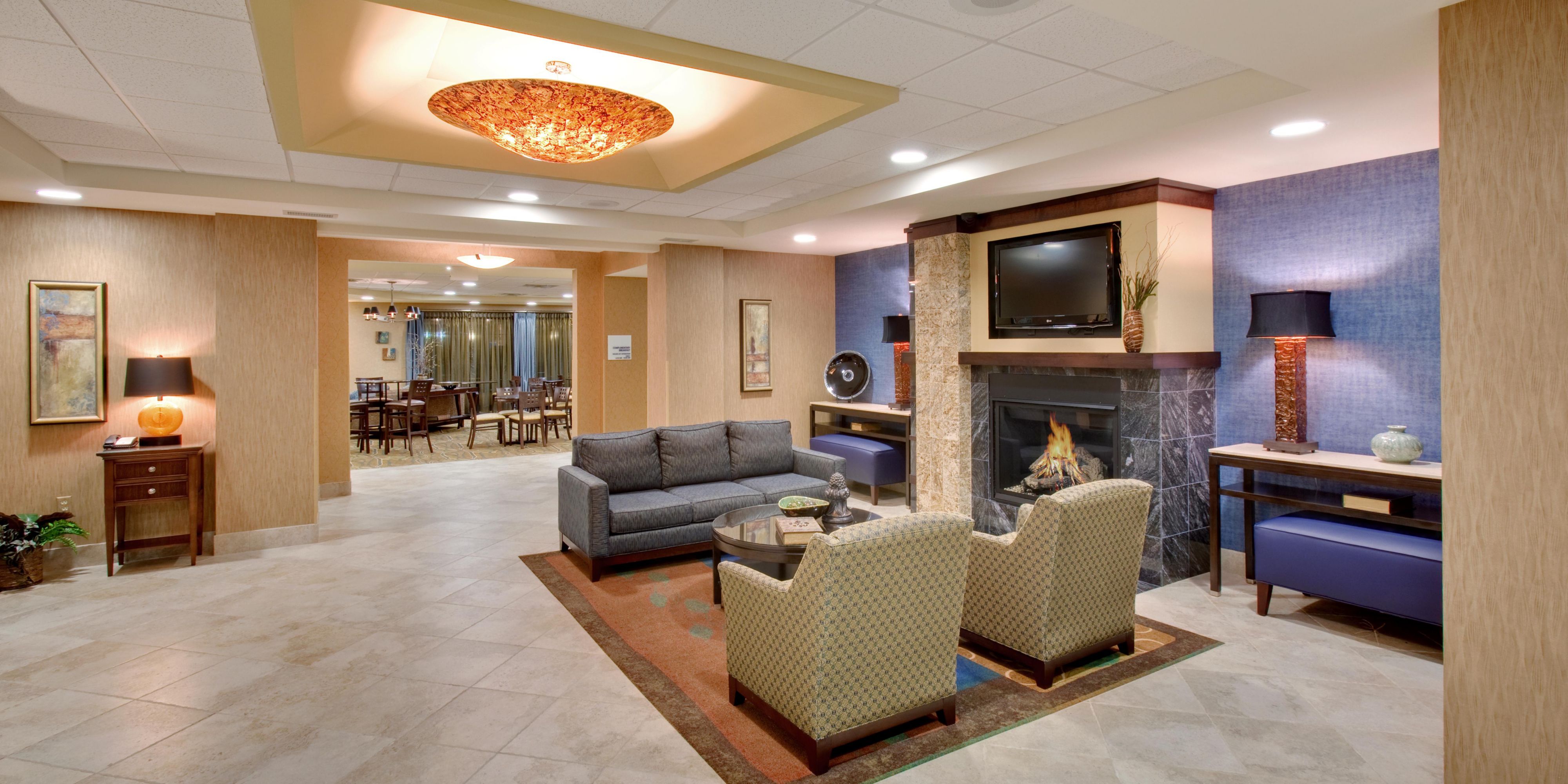 Holiday Inn Express Suites Grand Island Hotel By Ihg - 