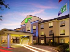 Holiday Inn Express & Suites DFW Airport - Grapevine in Dallas, Texas