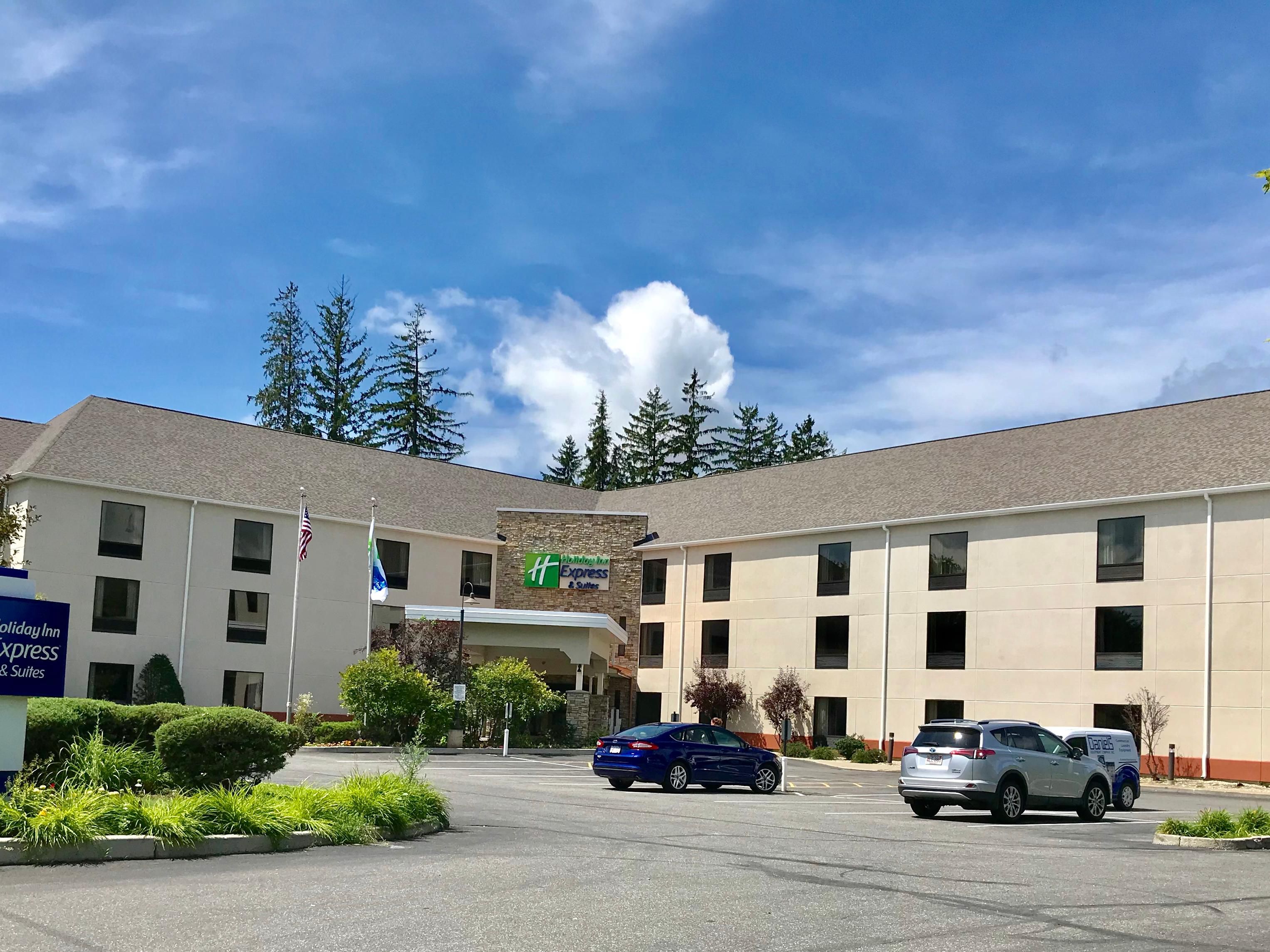 Find Pittsfield Hotels Top 7 Hotels In Pittsfield Ma By Ihg