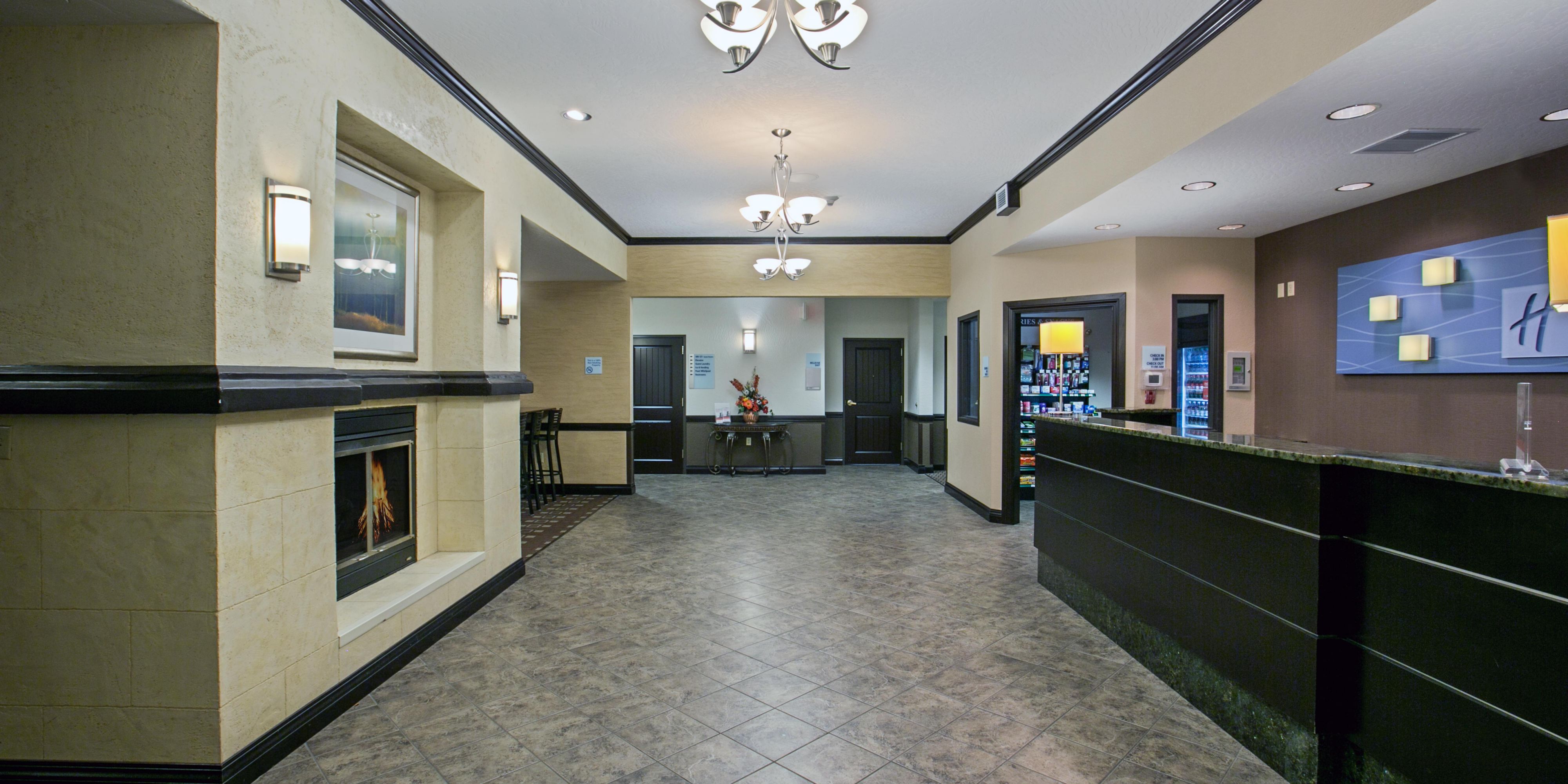 Holiday Inn Express Suites Green Bay East Hotel By Ihg