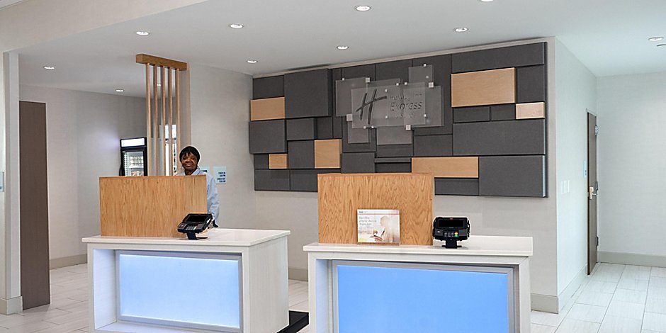 Atlanta Airport Hotels With Shuttle Holiday Inn Express