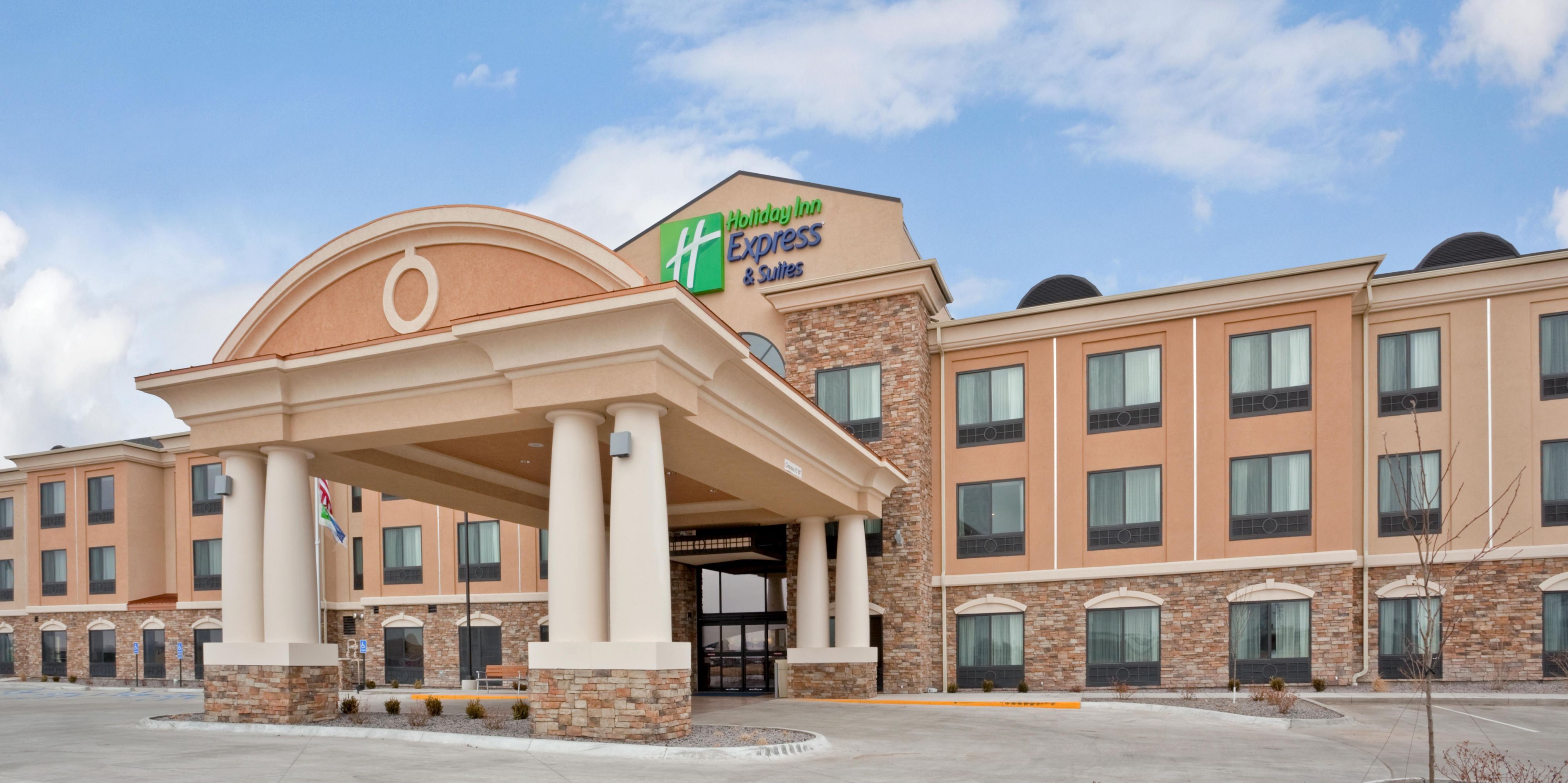 Holiday Inn Express Suites Hays Hotel By Ihg