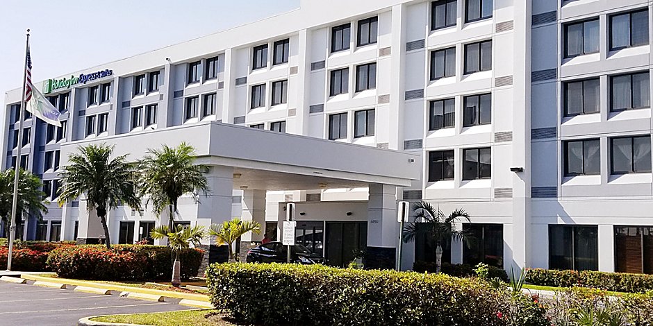 Hialeah Miami Lakes >> Holiday Inn Express Suites Miami Hialeah Miami Lakes Hialeah Miami Lakes >> Holiday Inn Express Suites Miami Hialeah Miami Lakes