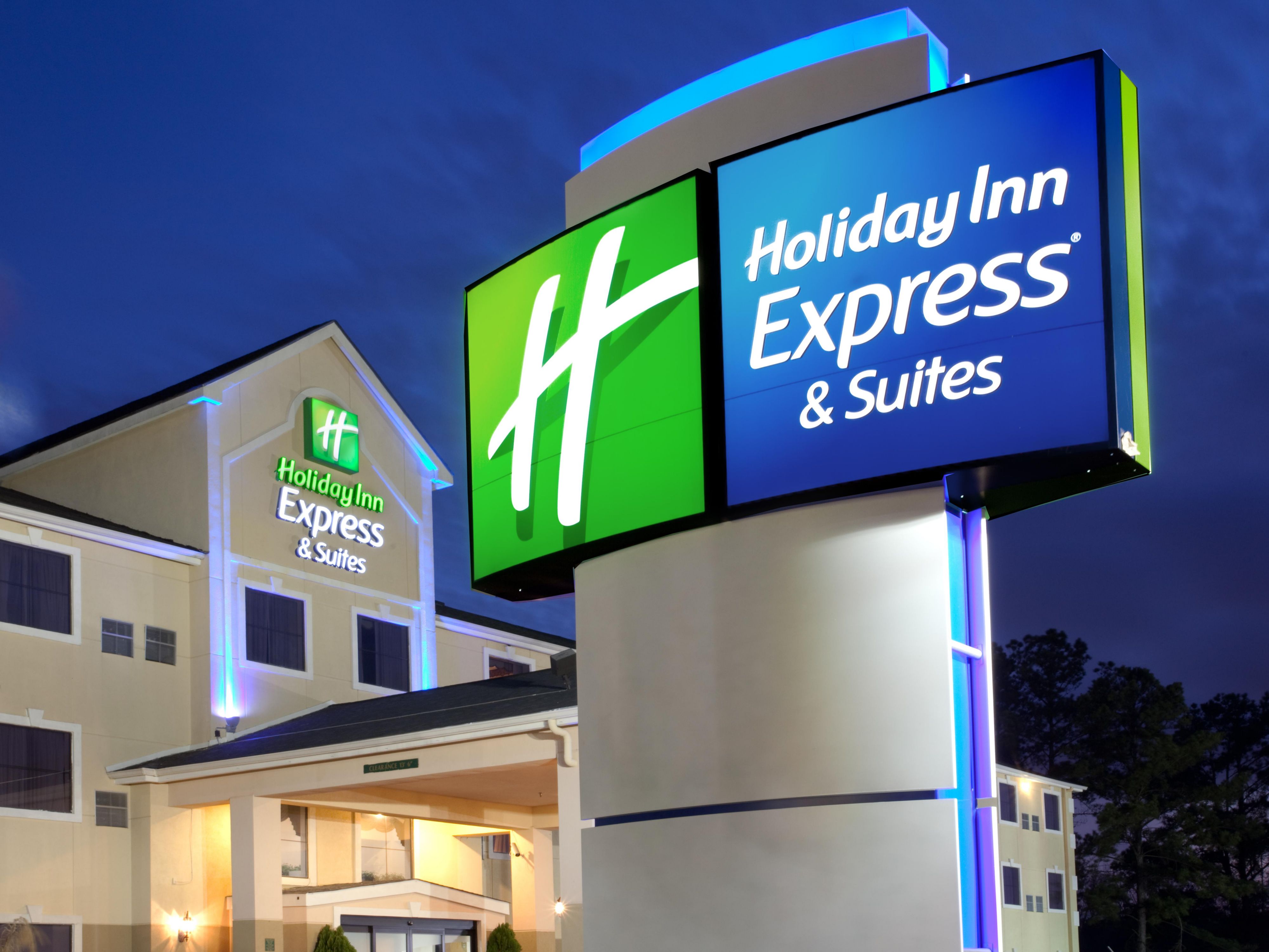 Holiday Inn Express & Suites Houston Intercontinental East Hotel by IHG