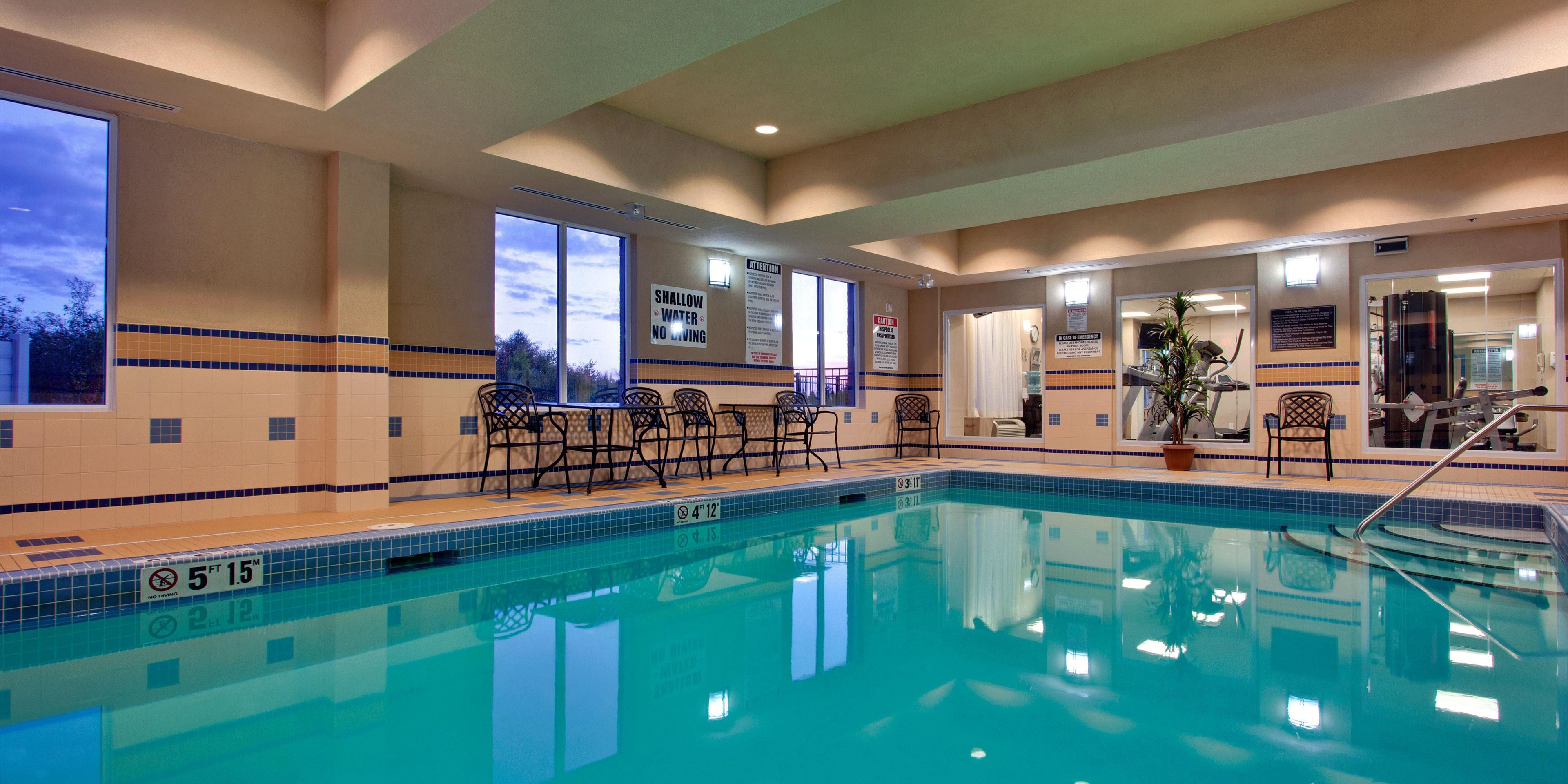 Holiday Inn Express Suites Huntsville Muskoka Hotel In