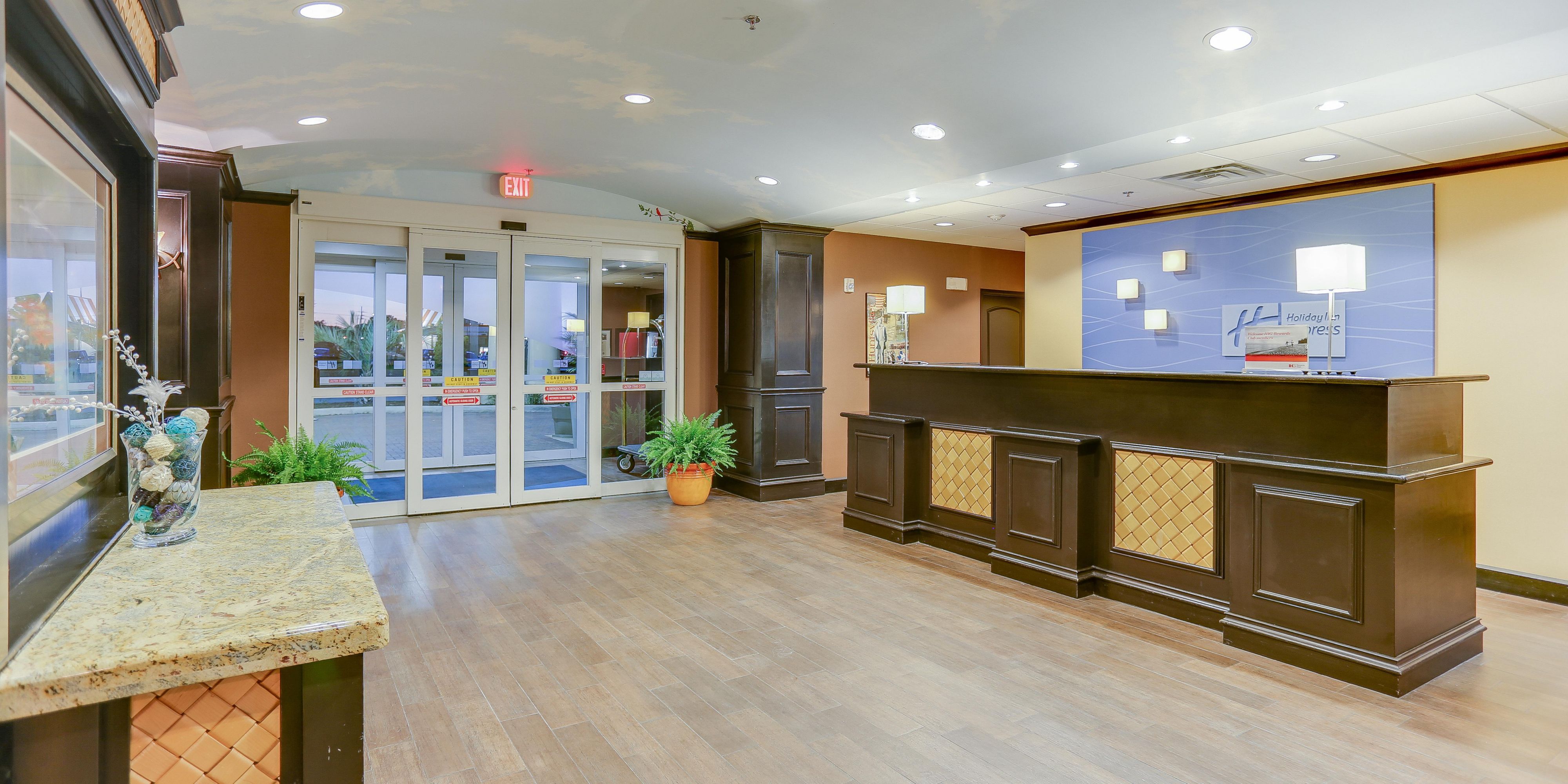 Holiday Inn Express Suites Huntsville Hotel By Ihg