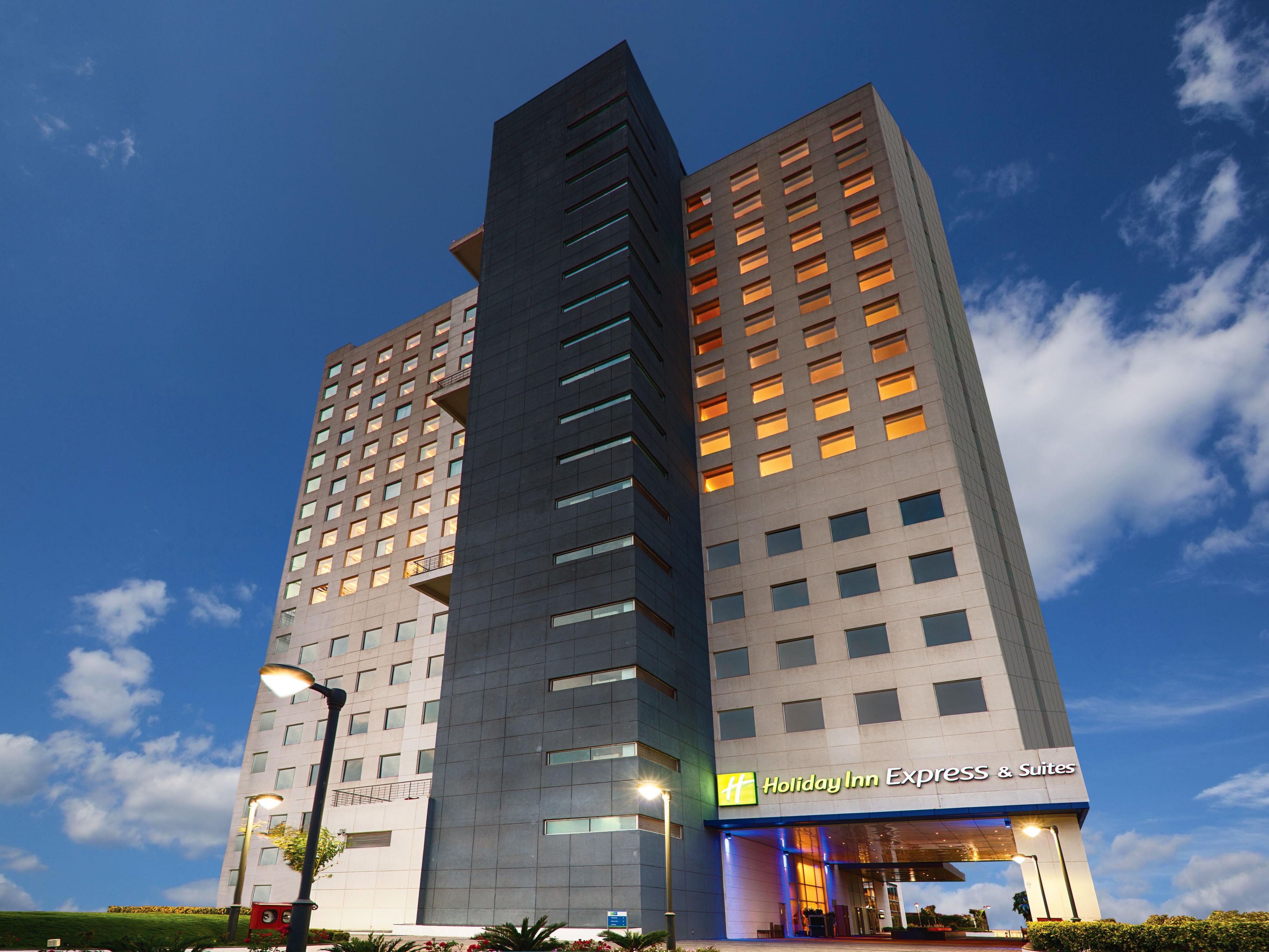 Holiday Inn Express Suites Hyderabad Gachibowli Hotel IHG