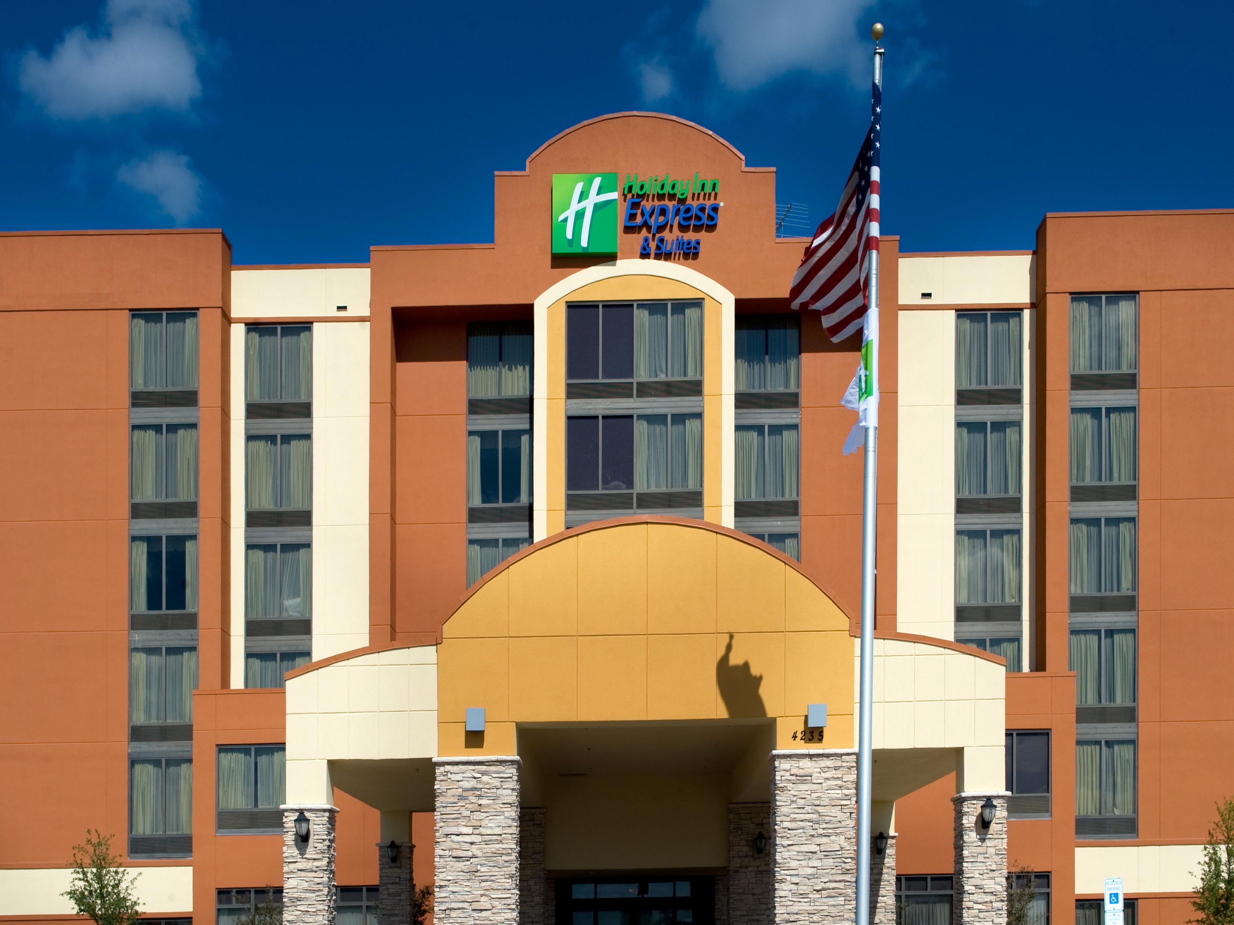 Holiday Inn Express & Suites Hotels Dallas Ft. Worth Airport South
