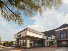 Holiday Inn Express & Suites Irving Dfw Airport North in Dallas, Texas