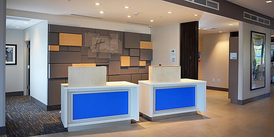 Holiday Inn Express Suites Jacksonville W I295 And I10