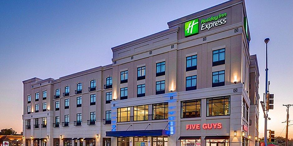 Kansas City Hotels Holiday Inn Express Suites Kansas City Ku