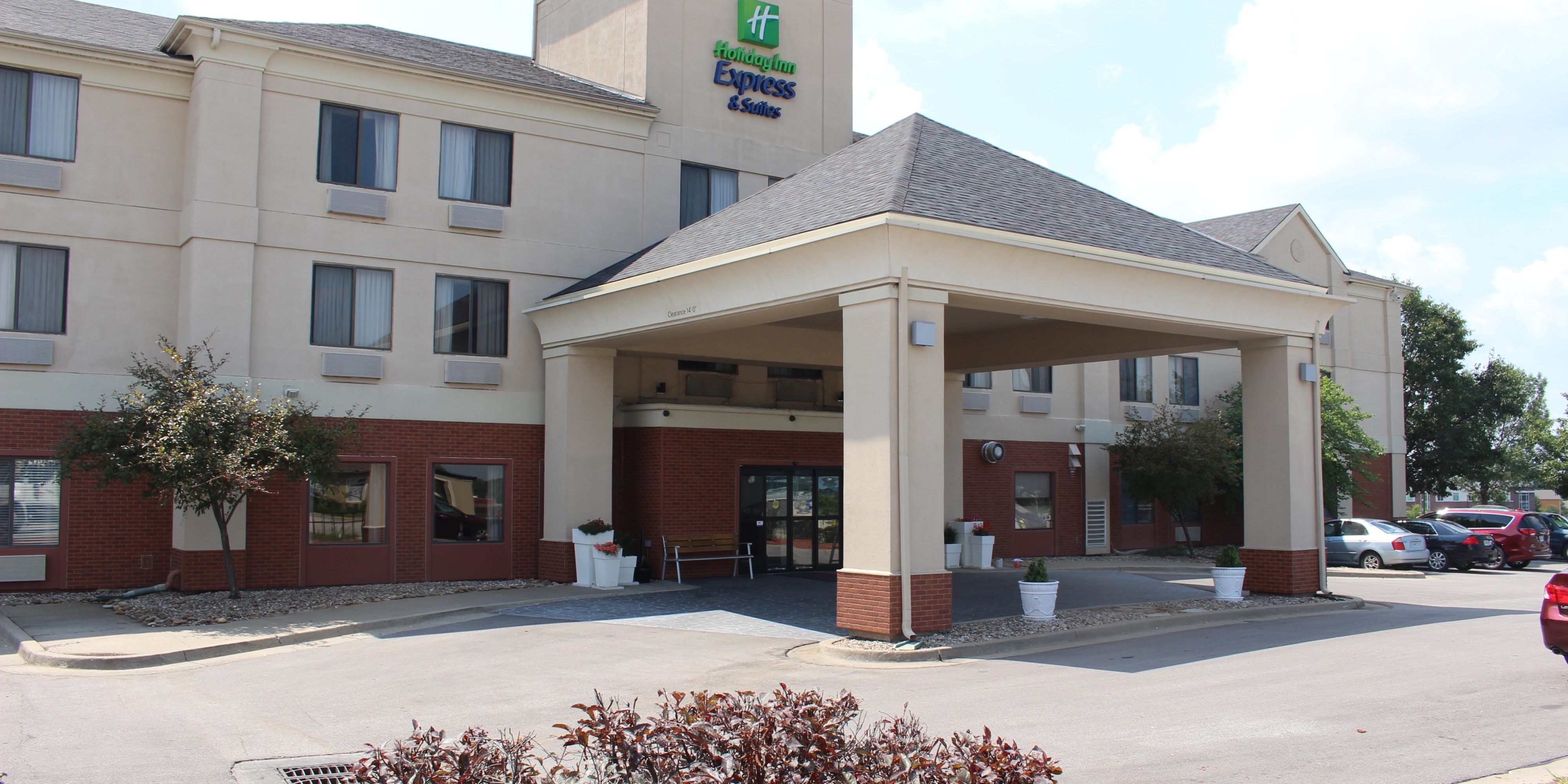 Hotels In Liberty Mo Holiday Inn Express Suites Kansas City