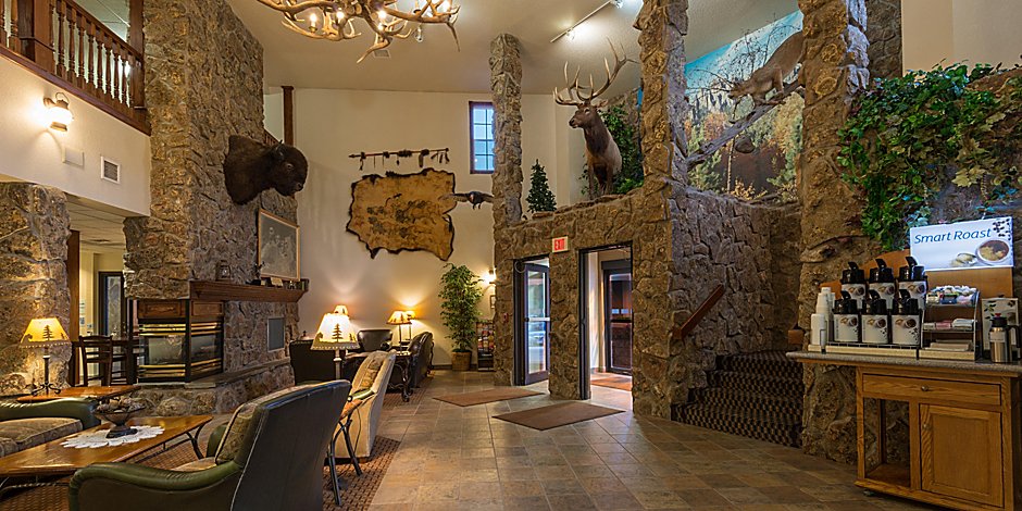 Holiday Inn Express Suites Mt Rushmore Keystone Ihg Hotel