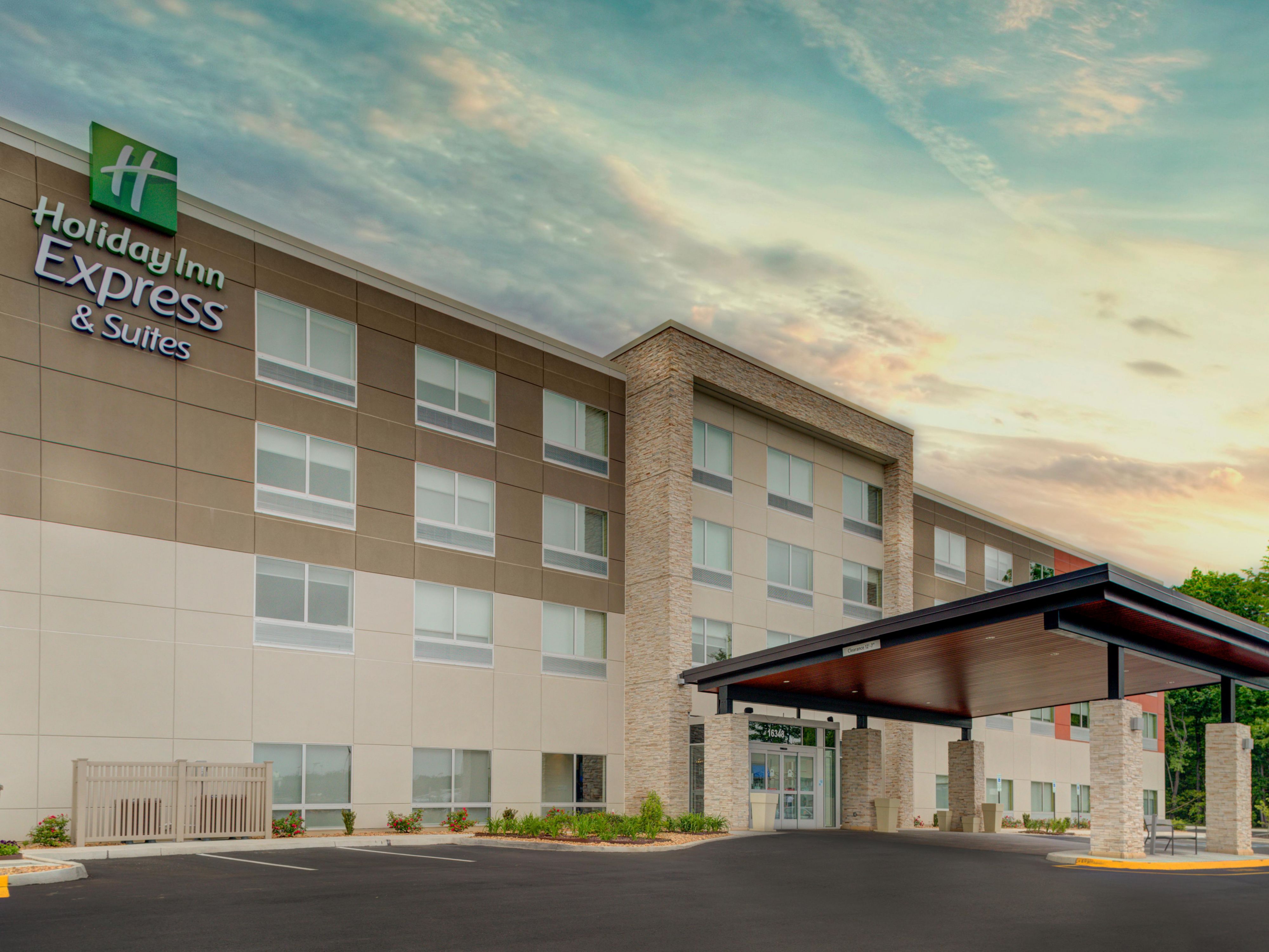 Holiday Inn Express Lorton Hotels Budget Hotels In Lorton By Ihg