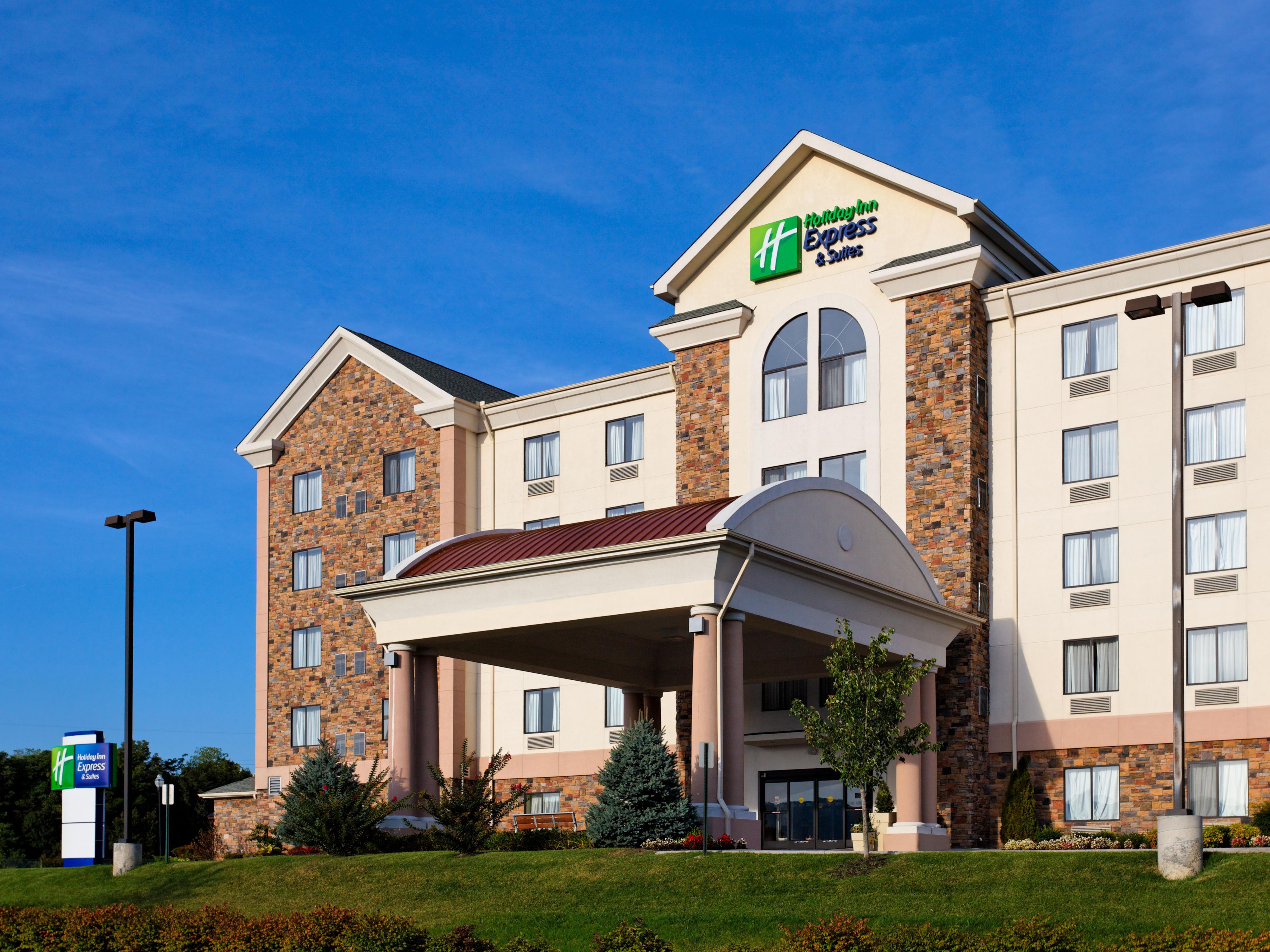 Hotels in Kingsport, TN | Holiday Inn Express & Suites ...