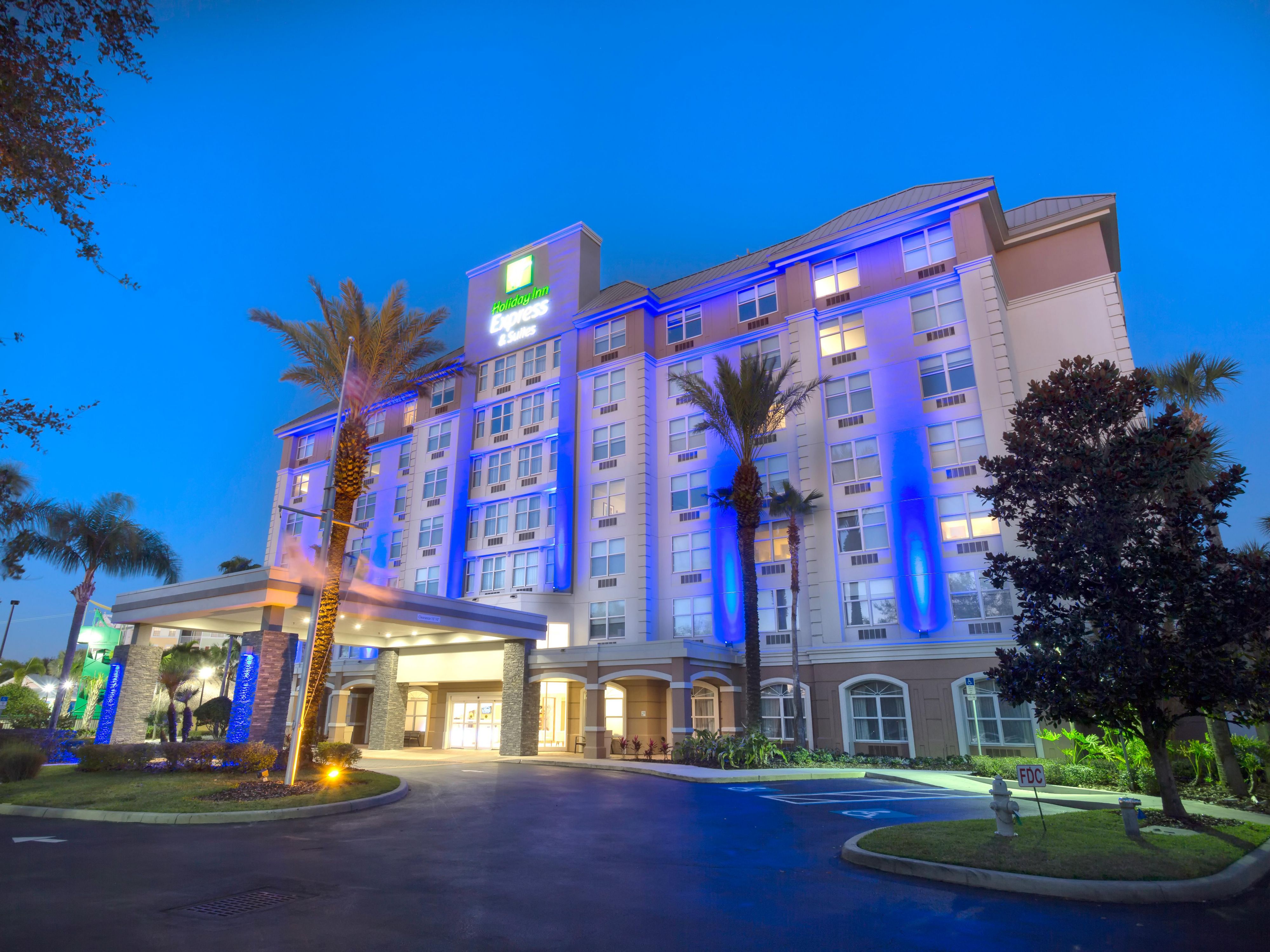 Hotels In Orlando, Florida Near Airport | Holiday Inn Express & Suites ...