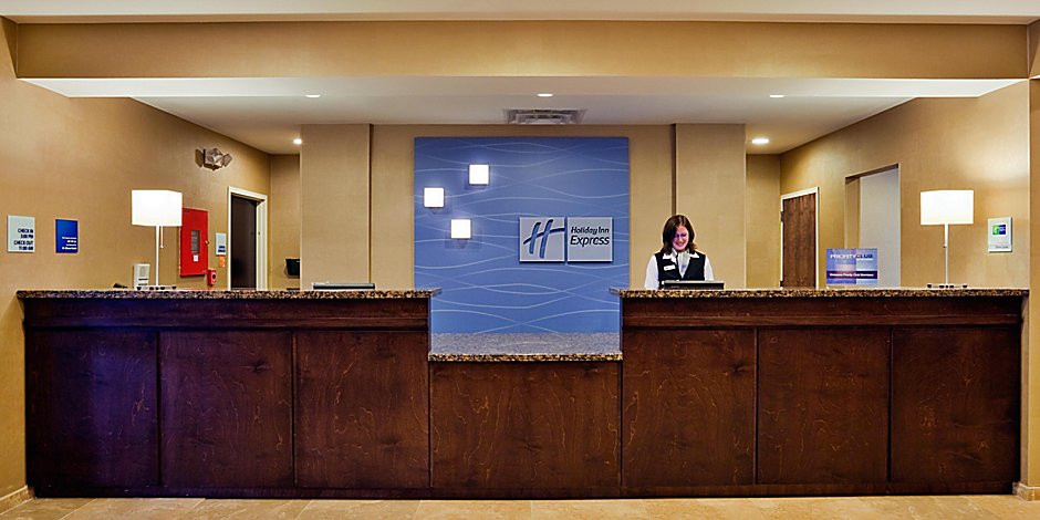 Hotels In Kodak Tn Holiday Inn Express Suites Kodak East