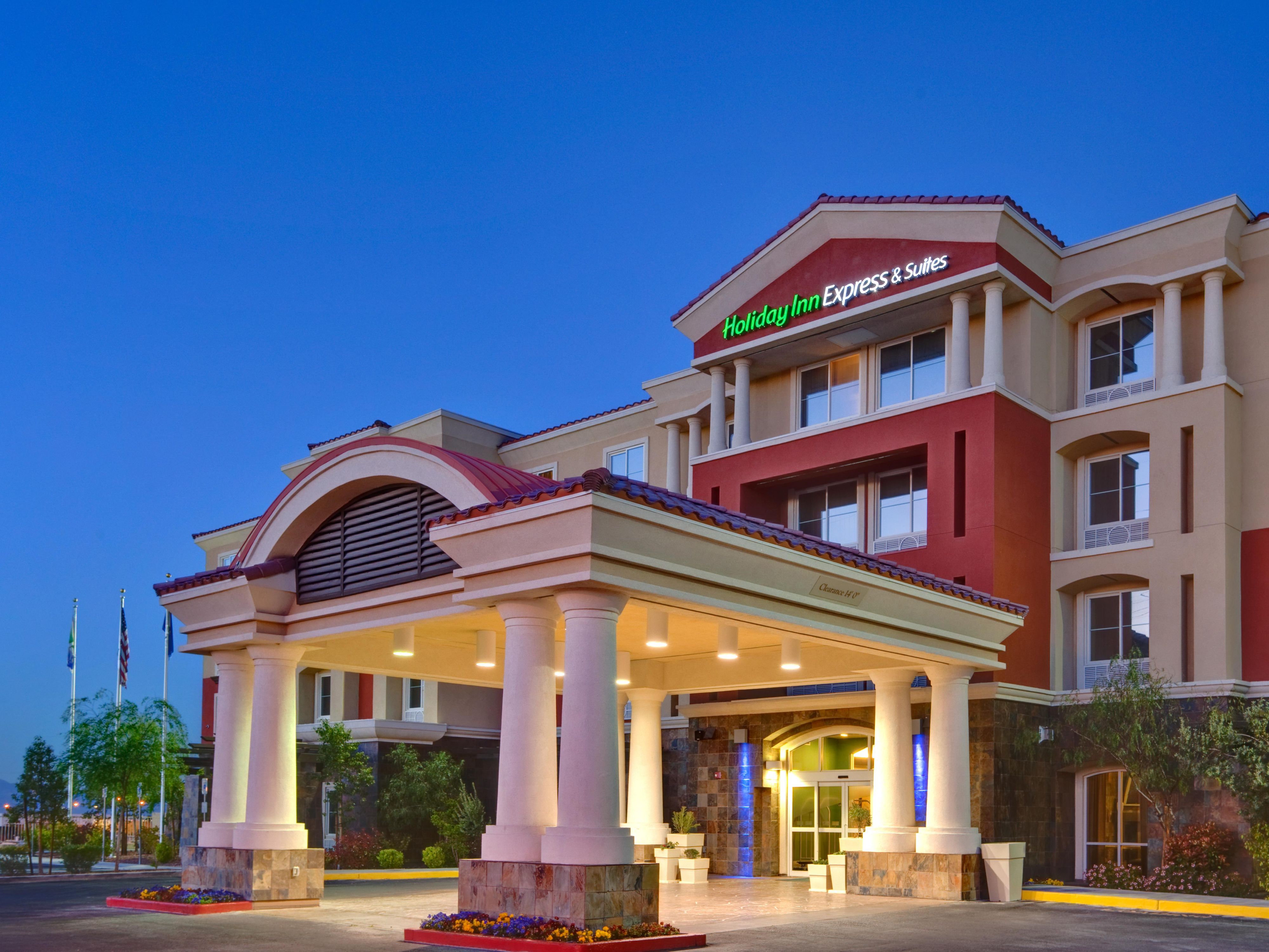 Holiday Inn Express Las Vegas Hotels Budget Hotels In Las