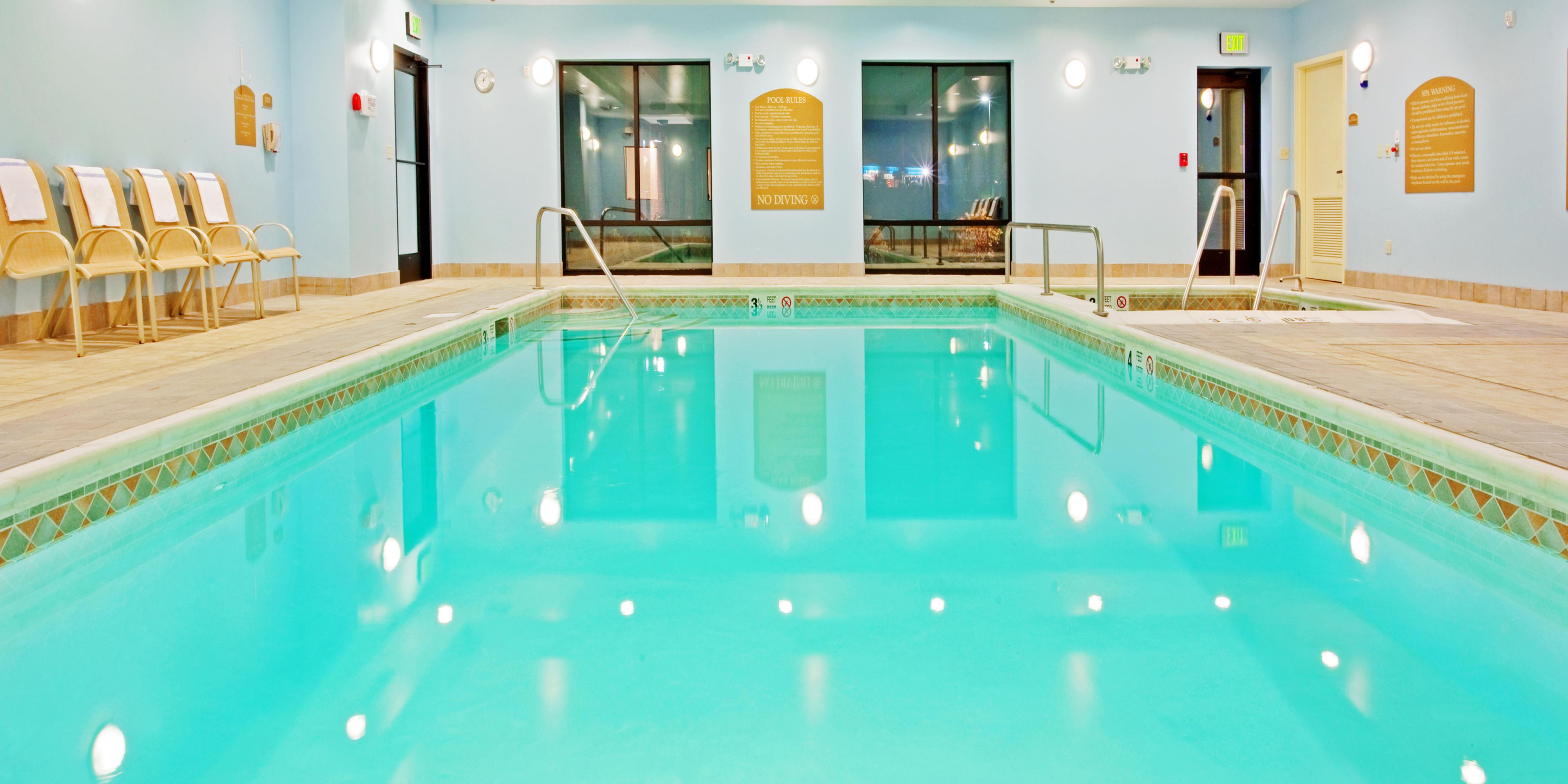 Albany Airport Hotels In Latham Ny Holiday Inn Express Suites