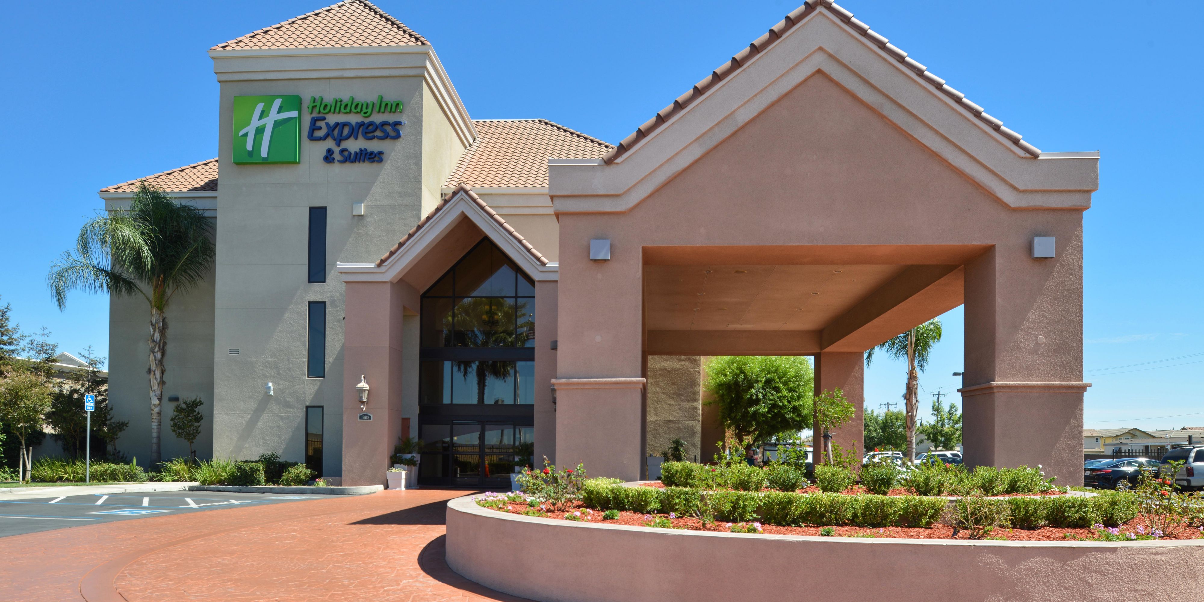 Holiday Inn Express Suites Lathrop Hotel By Ihg