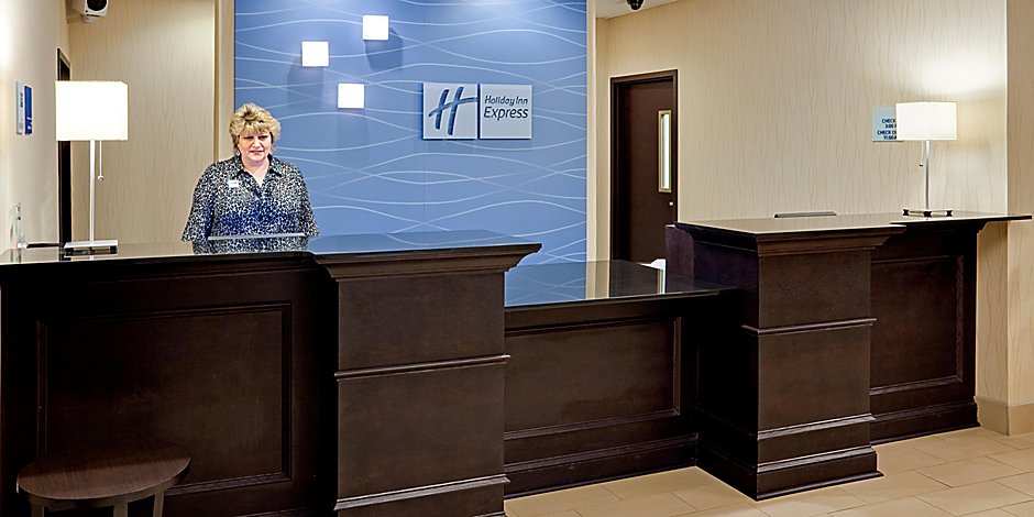 Affordable Hotels In Lebanon Pa Holiday Inn Express Suites