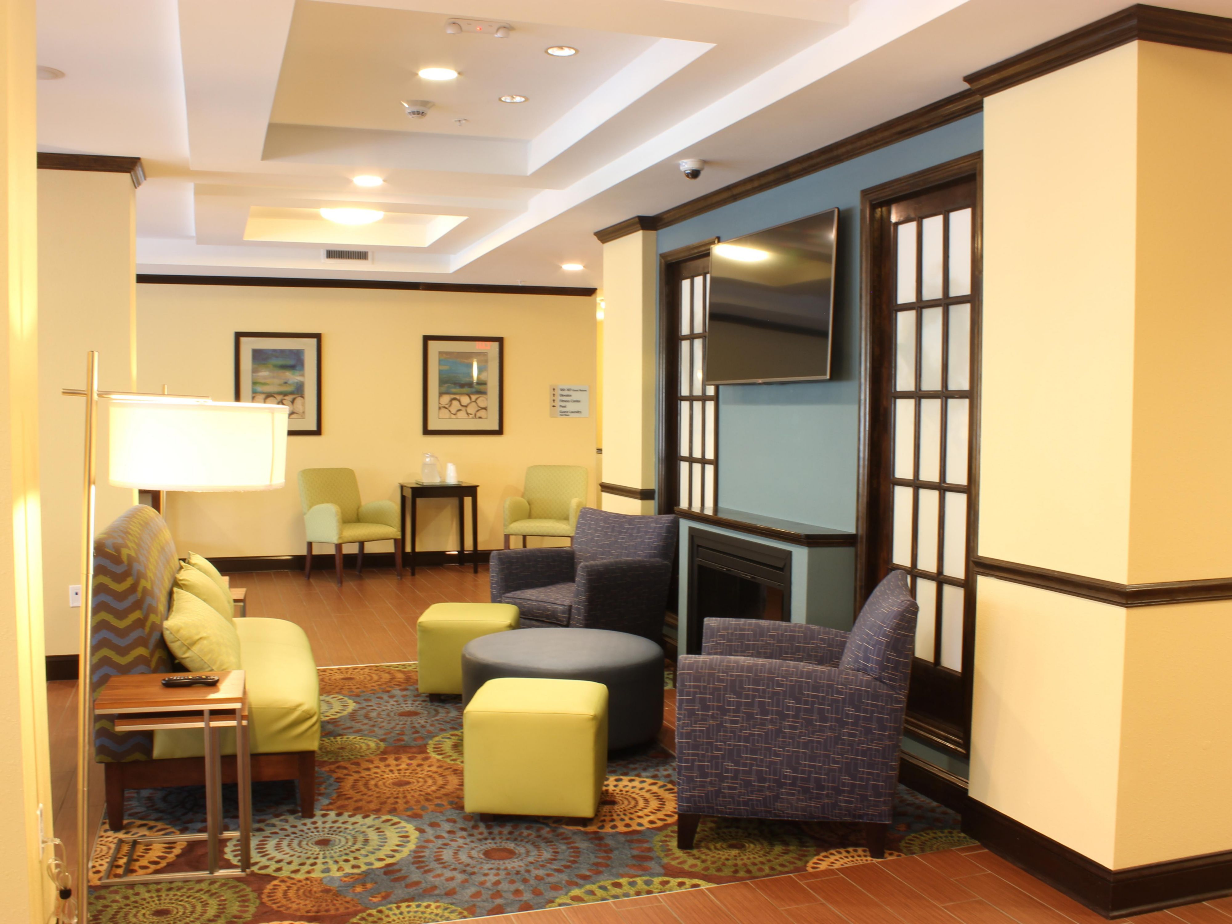 Virginia Hotel in Lebanon with Outdoor Pool Holiday Inn Express & Suites Lebanon