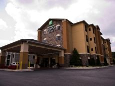Holiday Inn Express & Suites Atlanta East - Lithonia in Atlanta, Georgia