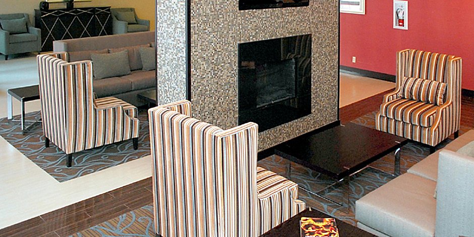 Hotels Near La Convention Center Holiday Inn Express Suites Los Hotels Near La Convention Center Holiday Inn Express Suites Los