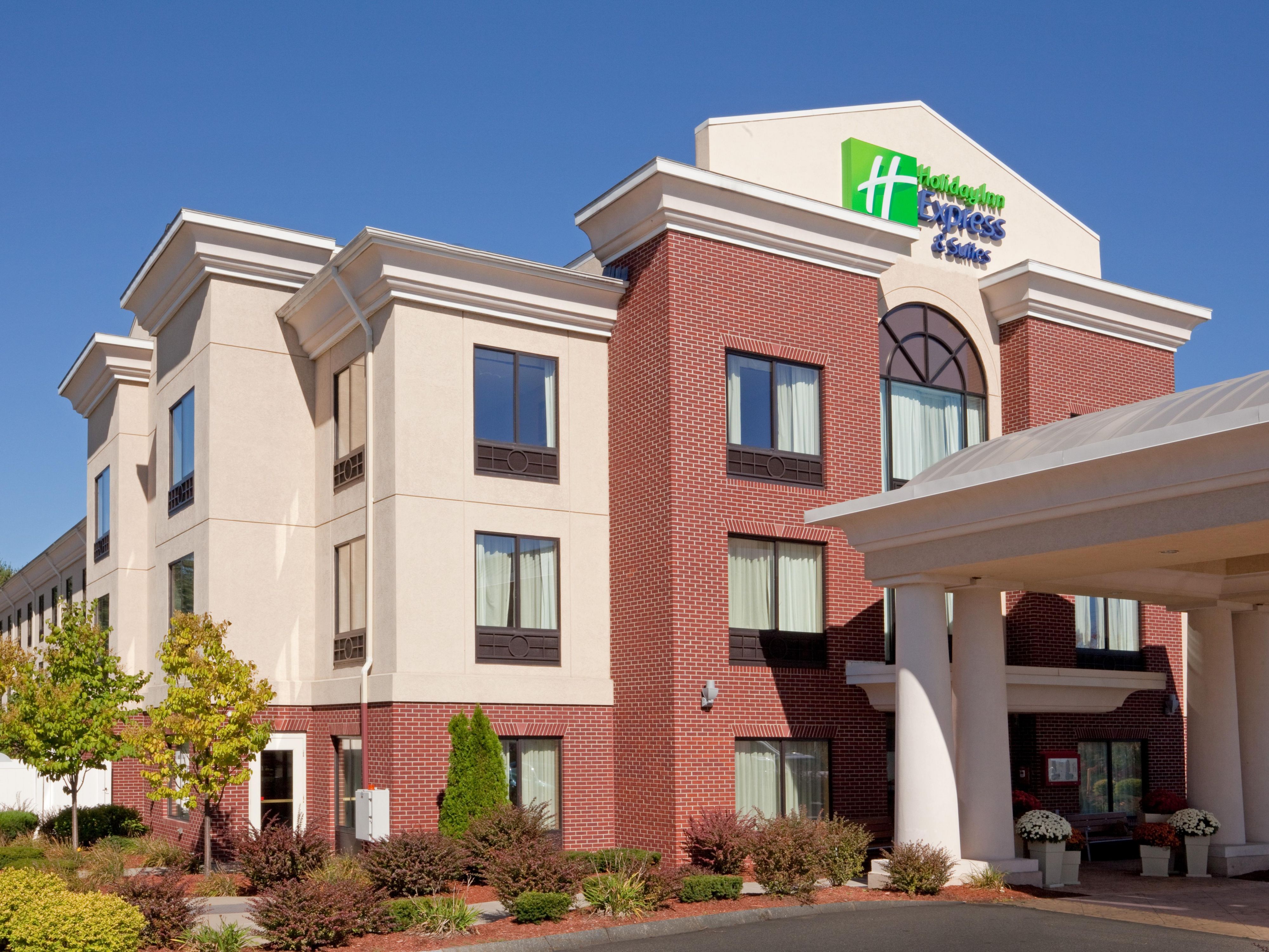 hotels-in-manchester-nh-holiday-inn-express-suites-manchester-airport