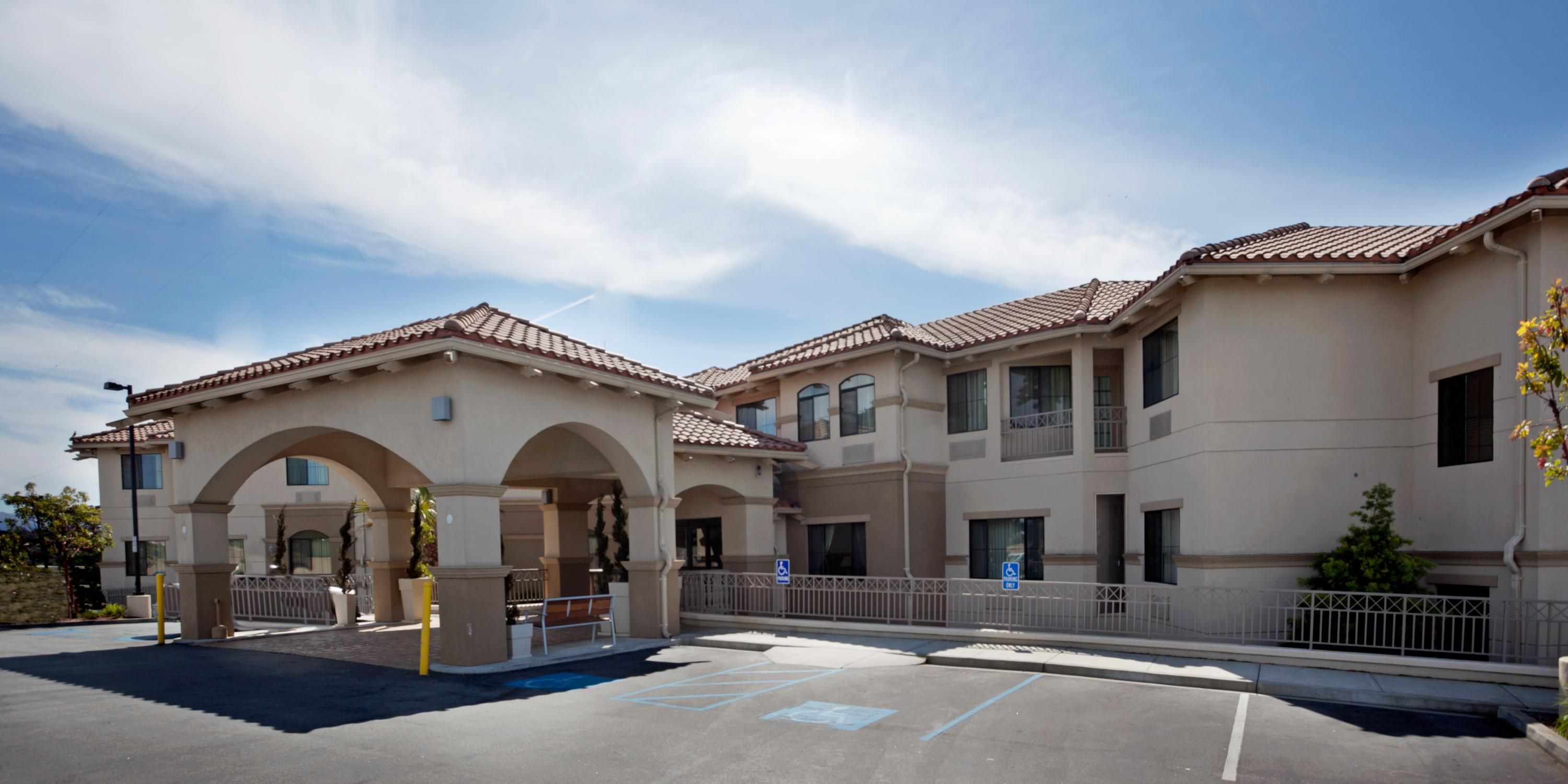 Hotels Near Monterey Ca In Marina Ca Holiday Inn Express