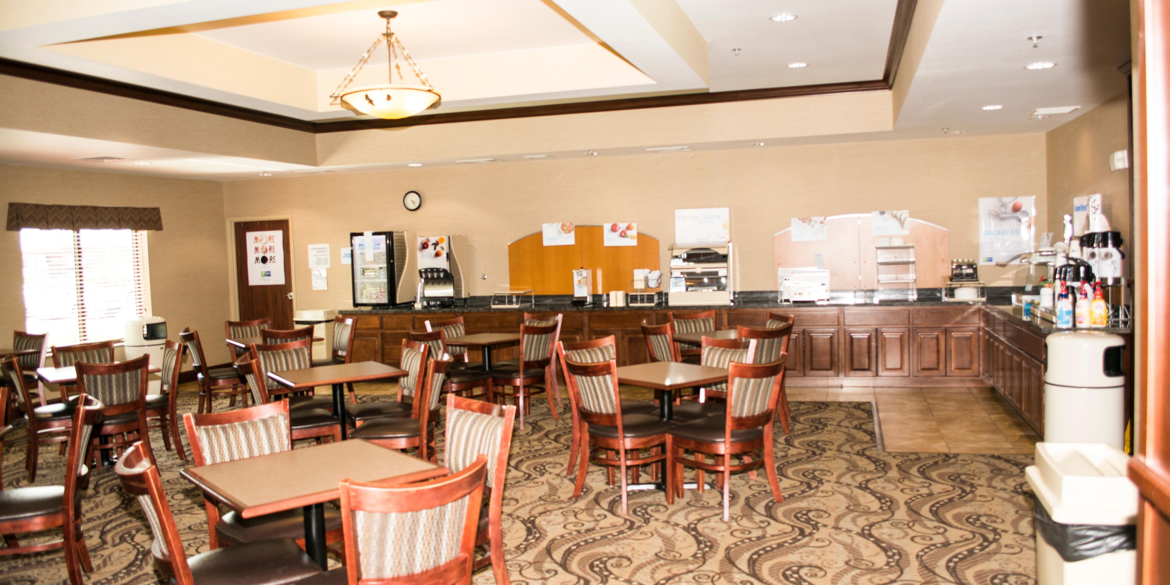 Holiday Inn Express Suites Mason City Hotel By Ihg