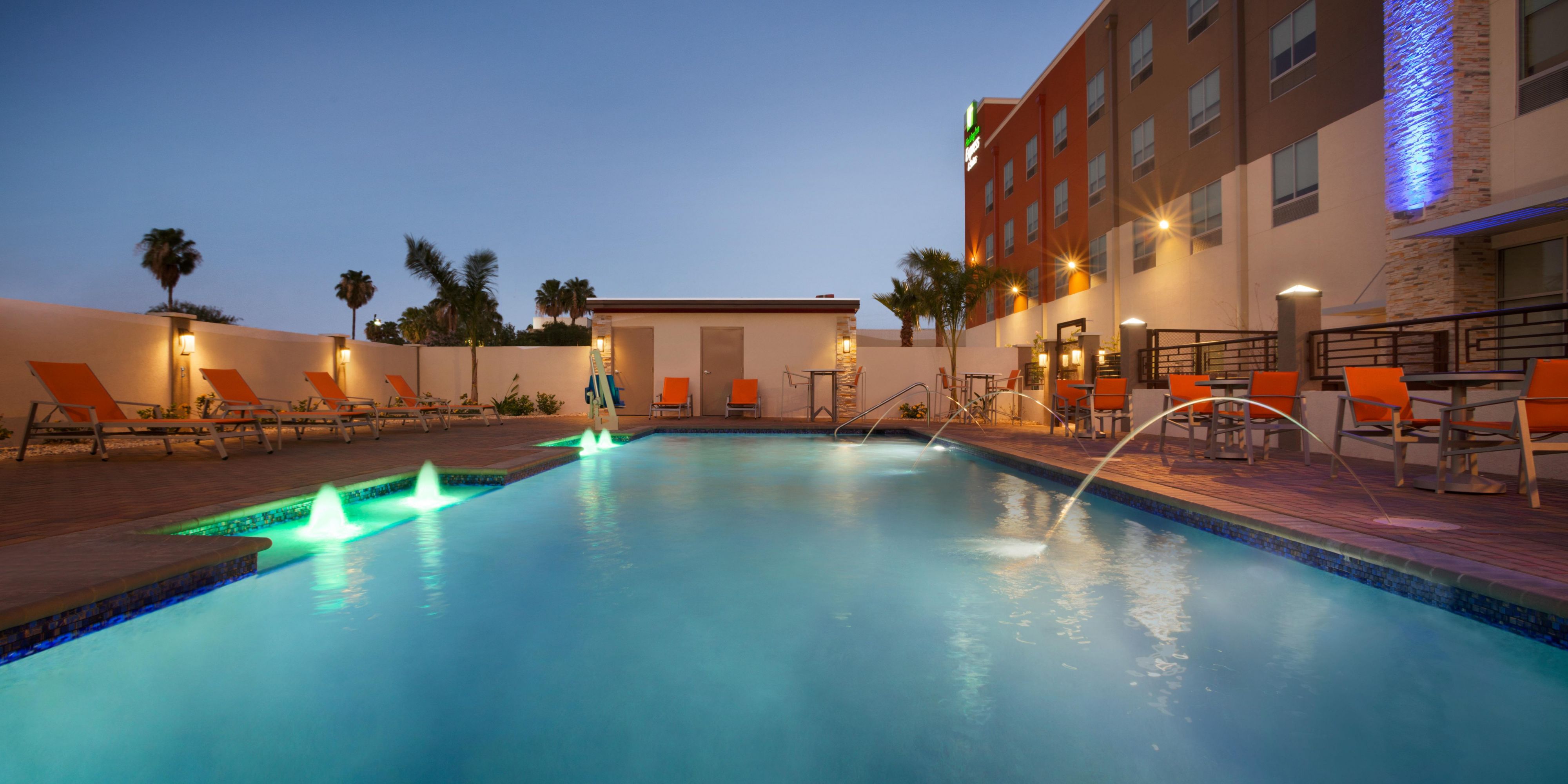 Holiday Inn Express Suites Mcallen Medical Center Area - 