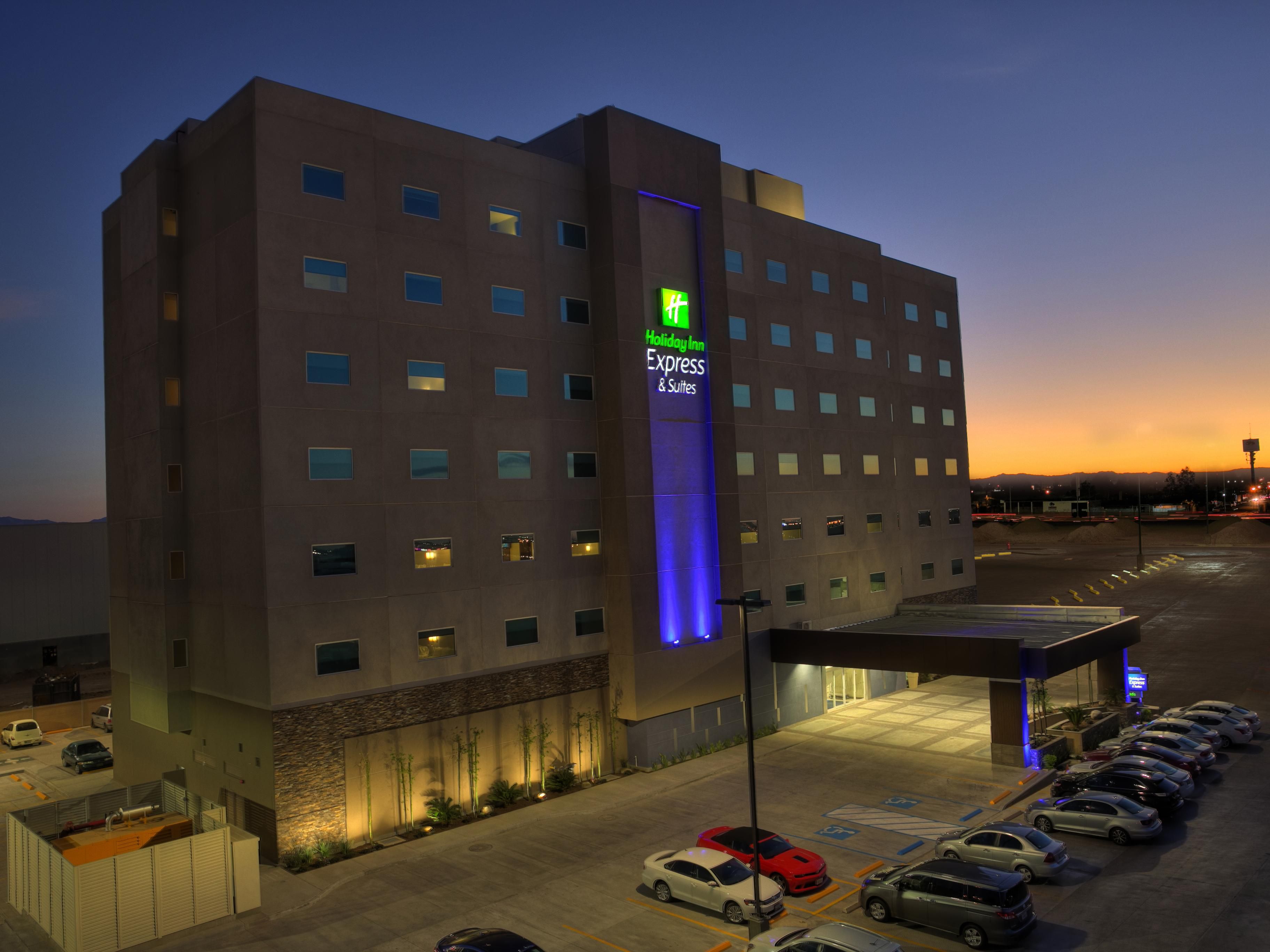 4 travel advisory IHG & Inn Express Holiday Mexicali Hotel by Suites