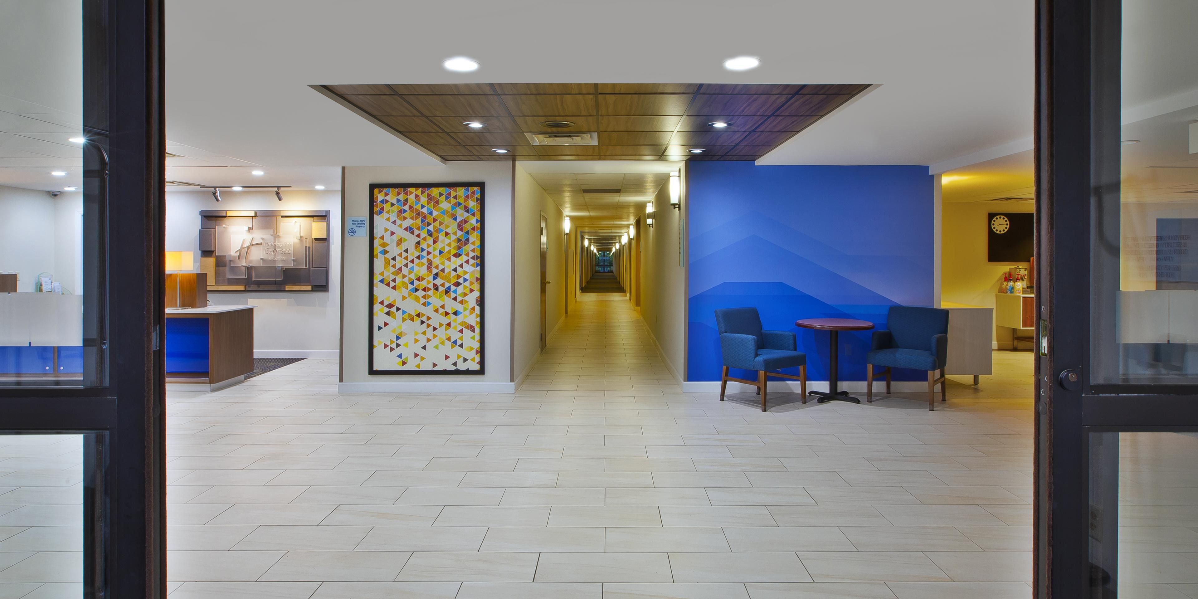 Holiday Inn Express Suites Cincinnati Northeast Milford Hotel In