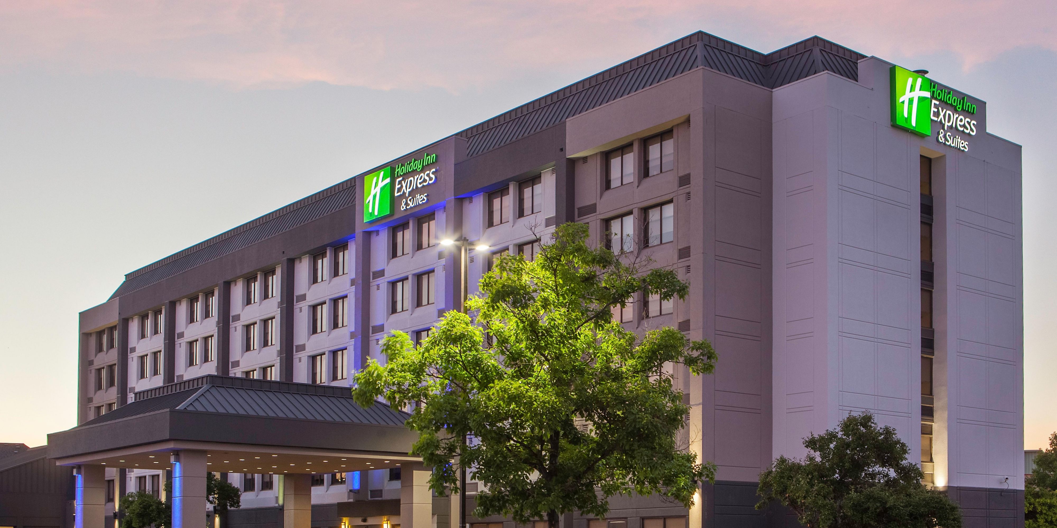 Hotels In Mississauga Holiday Inn Express Suites - 