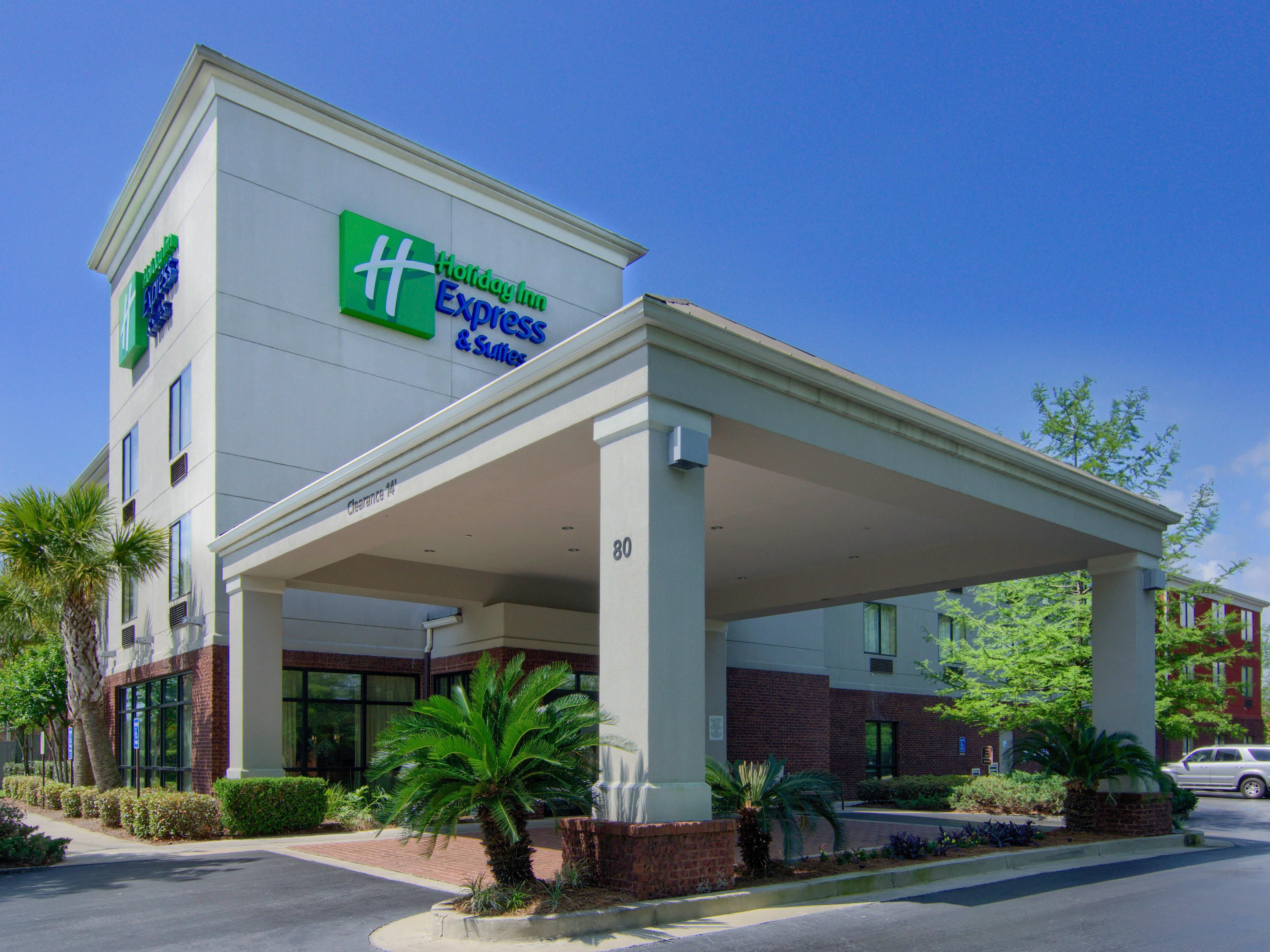 Downtown Mobile Hotel On I 65 Holiday Inn Express Suites