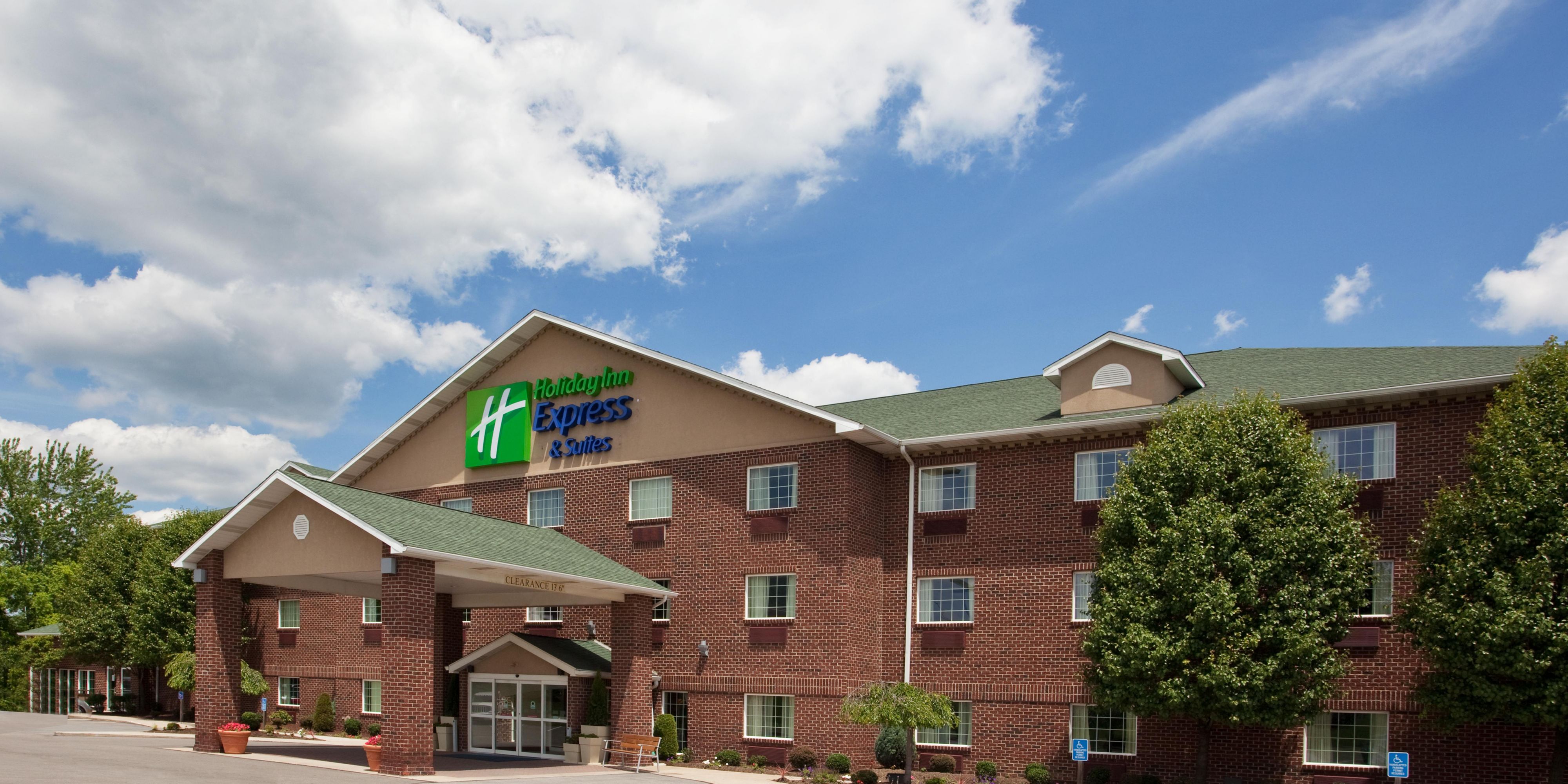 Monaca Hotels Near Pittsburgh Airport Holiday Inn Express