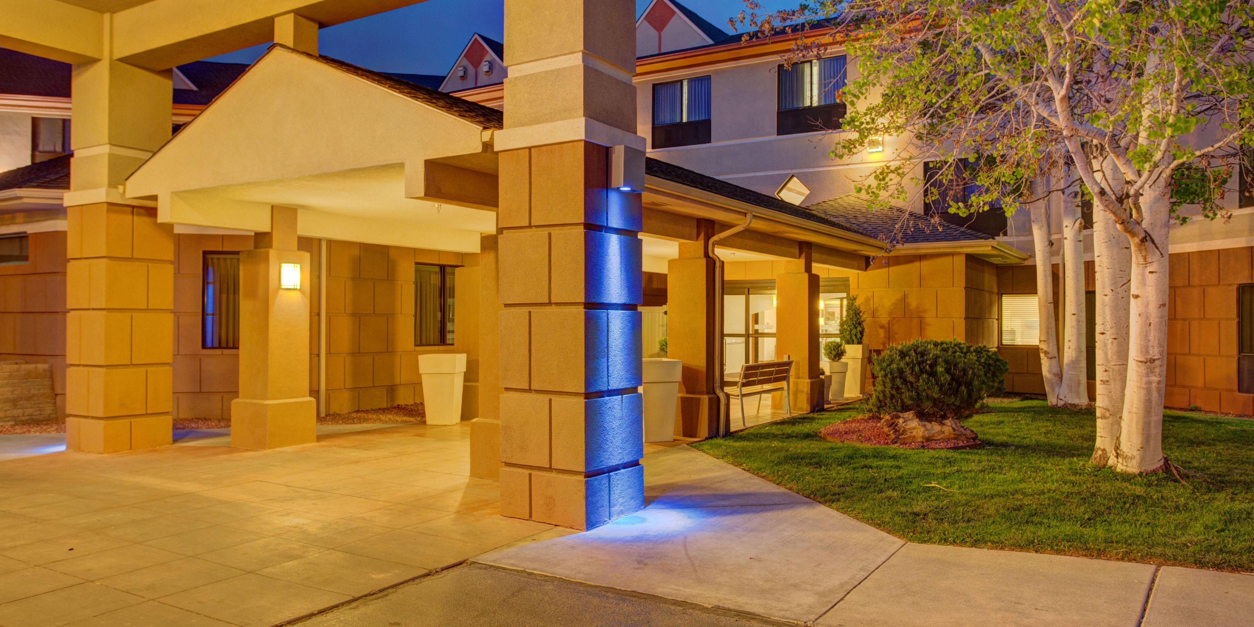 Holiday Inn Express Suites Montrose Hotel By Ihg