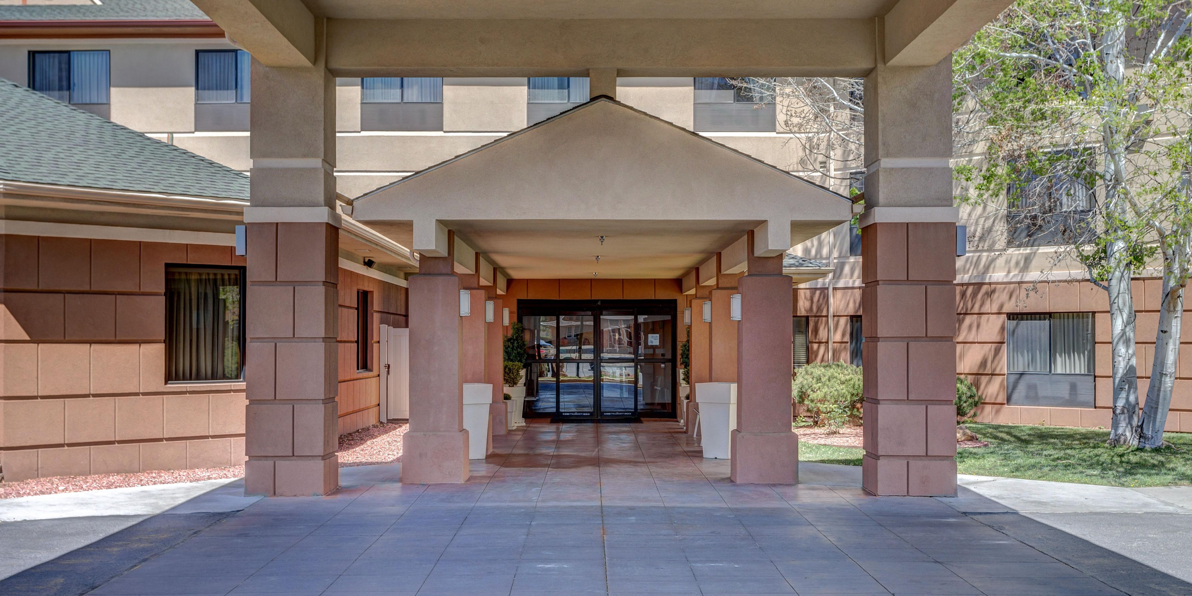 Holiday Inn Express Suites Montrose Hotel By Ihg