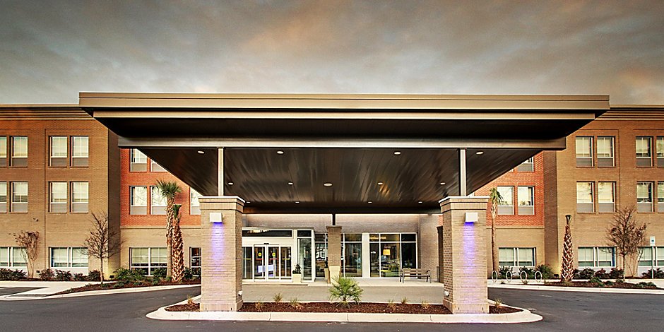 Holiday Inn Express Suites Charleston Ne Mt Pleasant Us17 Hotel