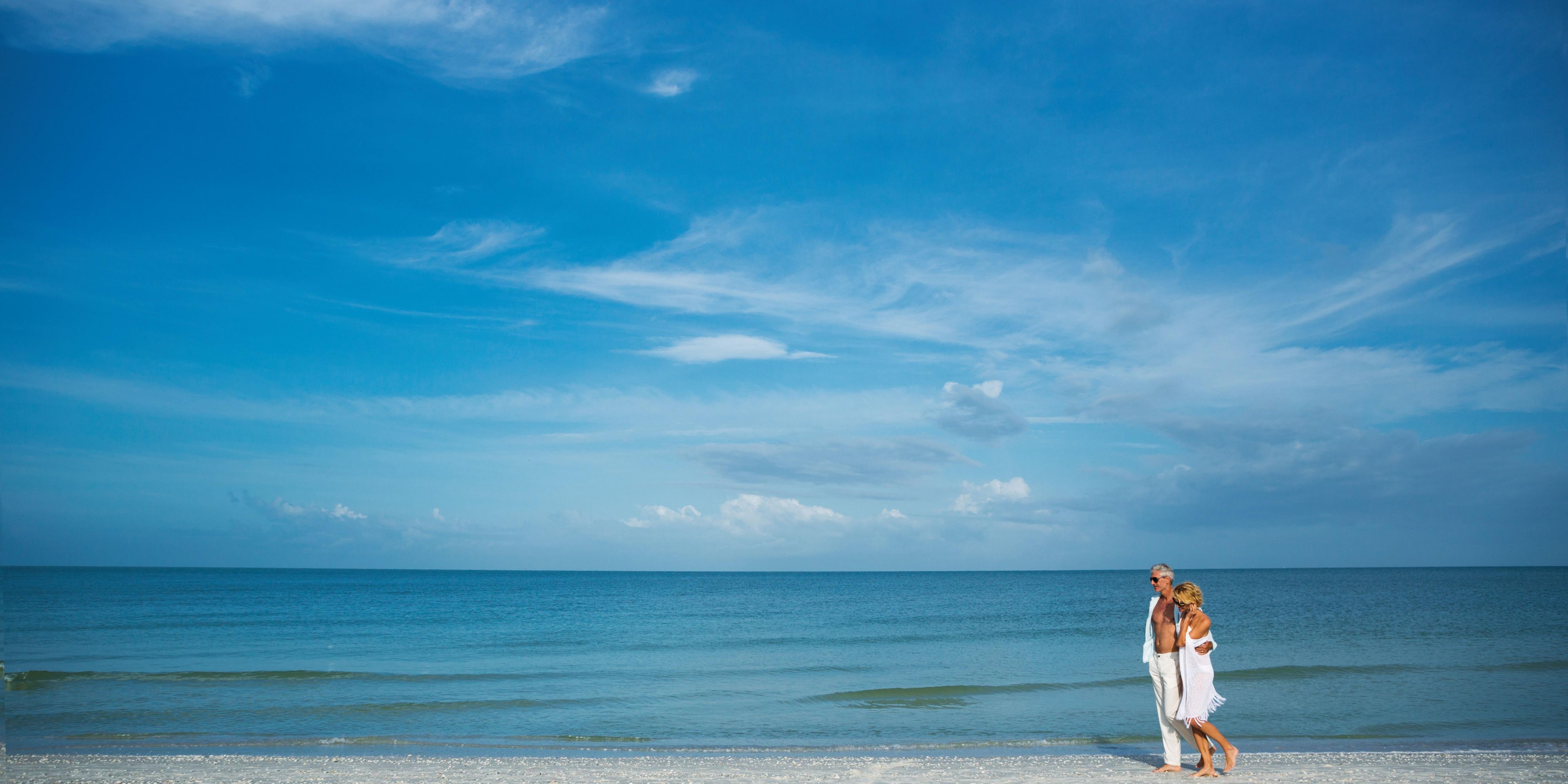 5th Avenue Hotel In Naples Florida Holiday Inn Express Suites