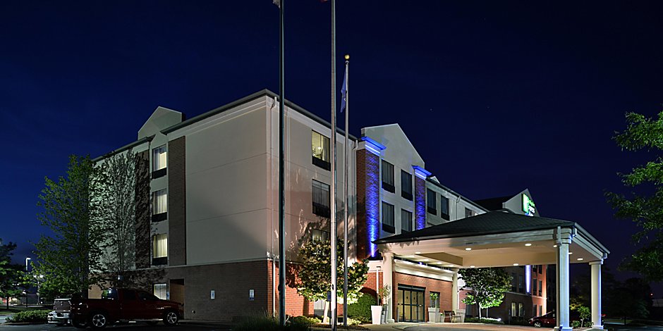 New Berlin Hotels Near Miller Park Holiday Inn Express Suites