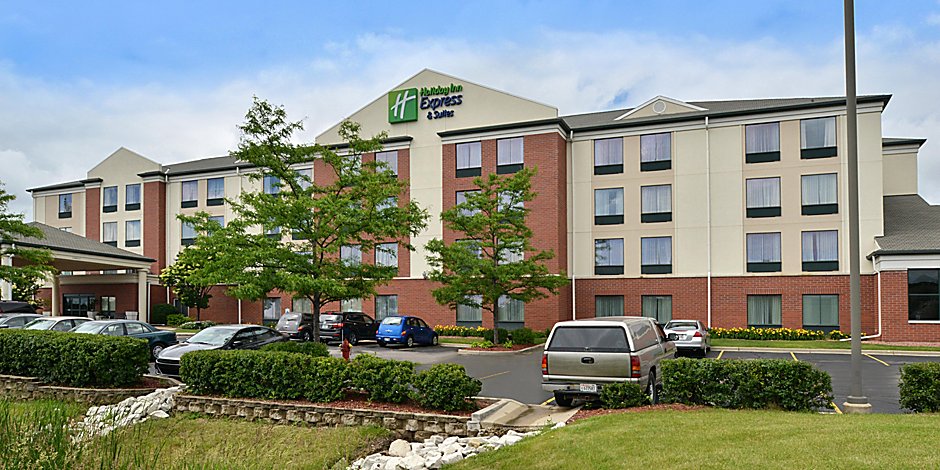 New Berlin Hotels Near Miller Park Holiday Inn Express Suites