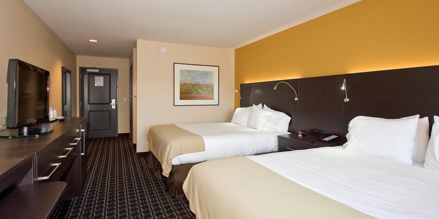 Holiday Inn Express Suites Newton Hotel By Ihg