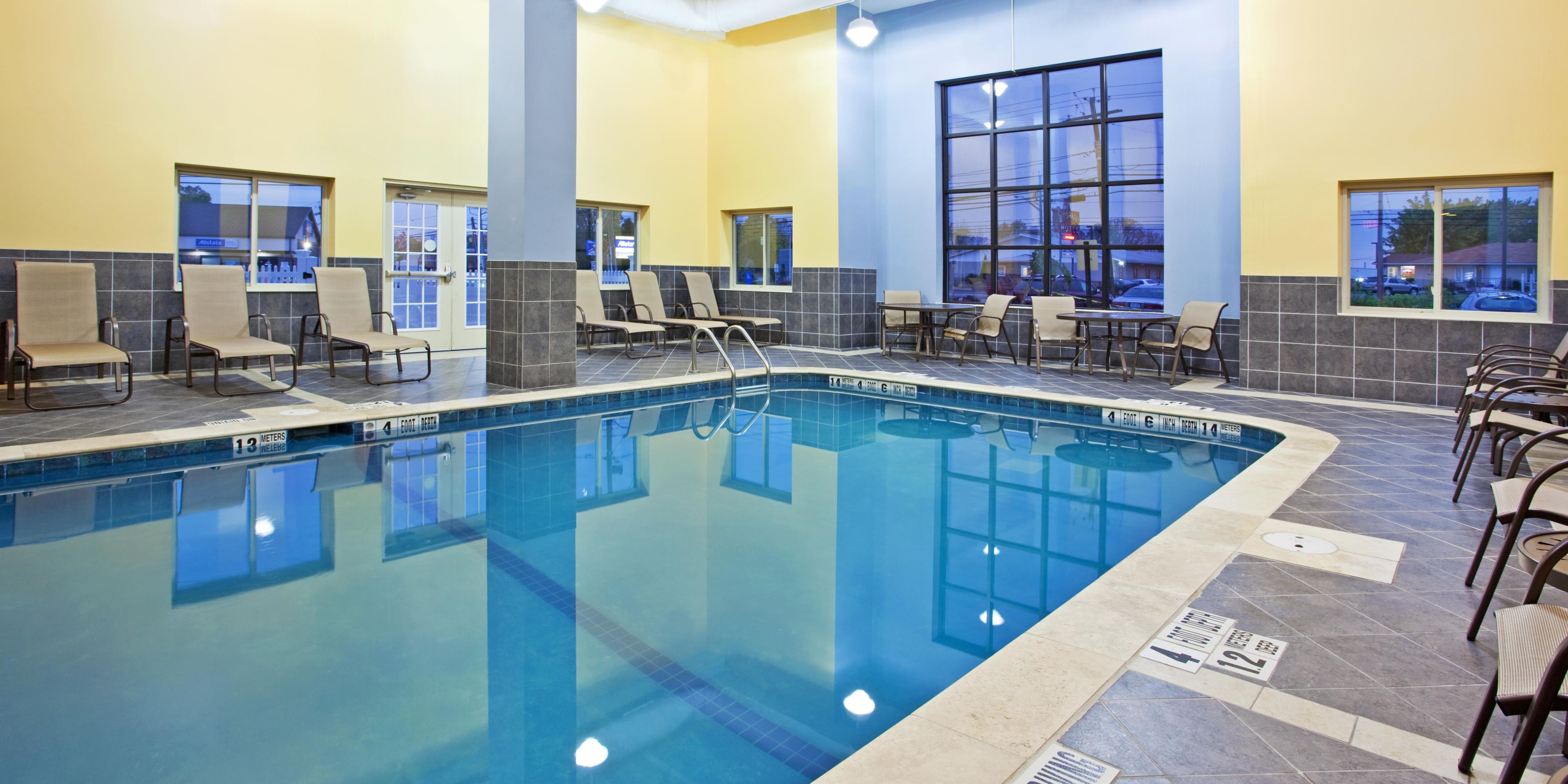 Pet Friendly Hotels Niagara Falls Ny Holiday Inn Express
